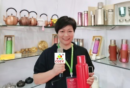 COTV全球直播-浙江辉泓工贸有限公司专业生产:厨房旋转调味架、汤婆子、铜茶壶、铜盆、香炉、热水壶、纯钛茶壶、旅行水壶，纯钛杯等产品，欢迎大家光临！