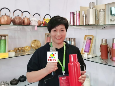 COTV全球直播-浙江辉泓工贸有限公司专业生产:厨房旋转调味架、汤婆子、铜茶壶、铜盆、香炉、热水壶、纯钛茶壶、旅行水壶，纯钛杯等产品，欢迎大家光临！