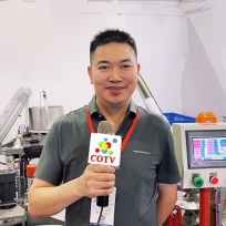 COTV全球直播-江山福翔科技有限公司专业生产:EVA圆柱下料机、羽毛球磨头机、羽毛球头下料机、羽毛球组装机、勾线机、羽毛球钻孔机等非标设备，以及生产配套台纤板、EVA发泡板等产品，欢迎大家光临！