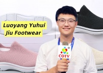 COTV全球直播-洛阳誉回九鞋业有限公司专集开发、设计、生产、销售为一体的鞋类制造企业，公司主要生产:PVC、PU休闲布鞋、飞织鞋等鞋类产品，欢迎大家光临！