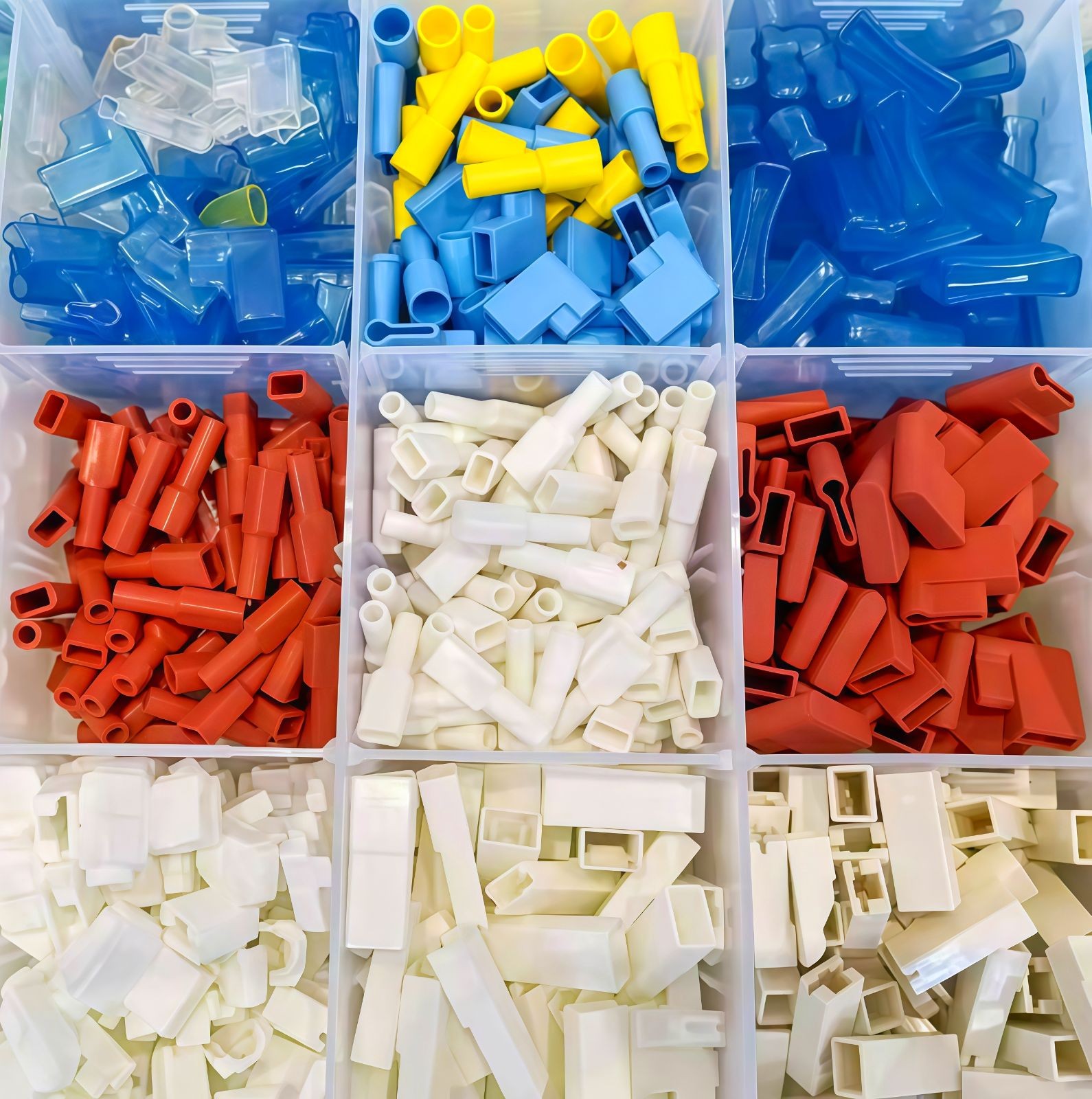 COTV全球直播-浙江骐跃接插件有限公司专业生产“HXHX”端子、胶壳、针座、插片、护套、铜带、压线帽、冷压端子、轻触开关、船形及微动开关、PVC管、继电器等电子元件，欢迎大家光临！