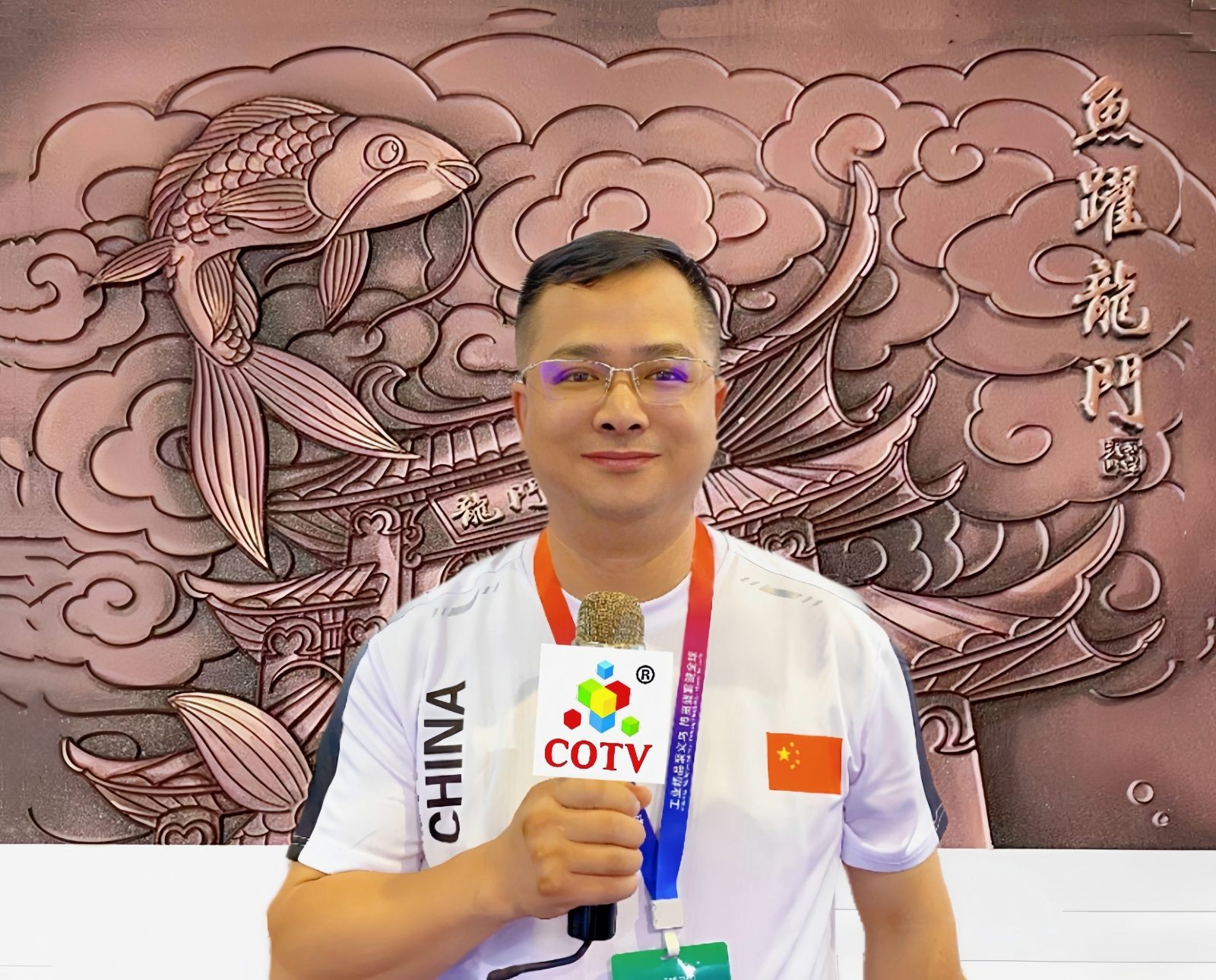 COTV全球直播-武汉市彩澜包装有限公司专业设计生产：无腰线手提纸袋、环保纸杯及各种工艺类广告用品等产品，设计时尚、制作精美，款式多样，欢迎大家光临！