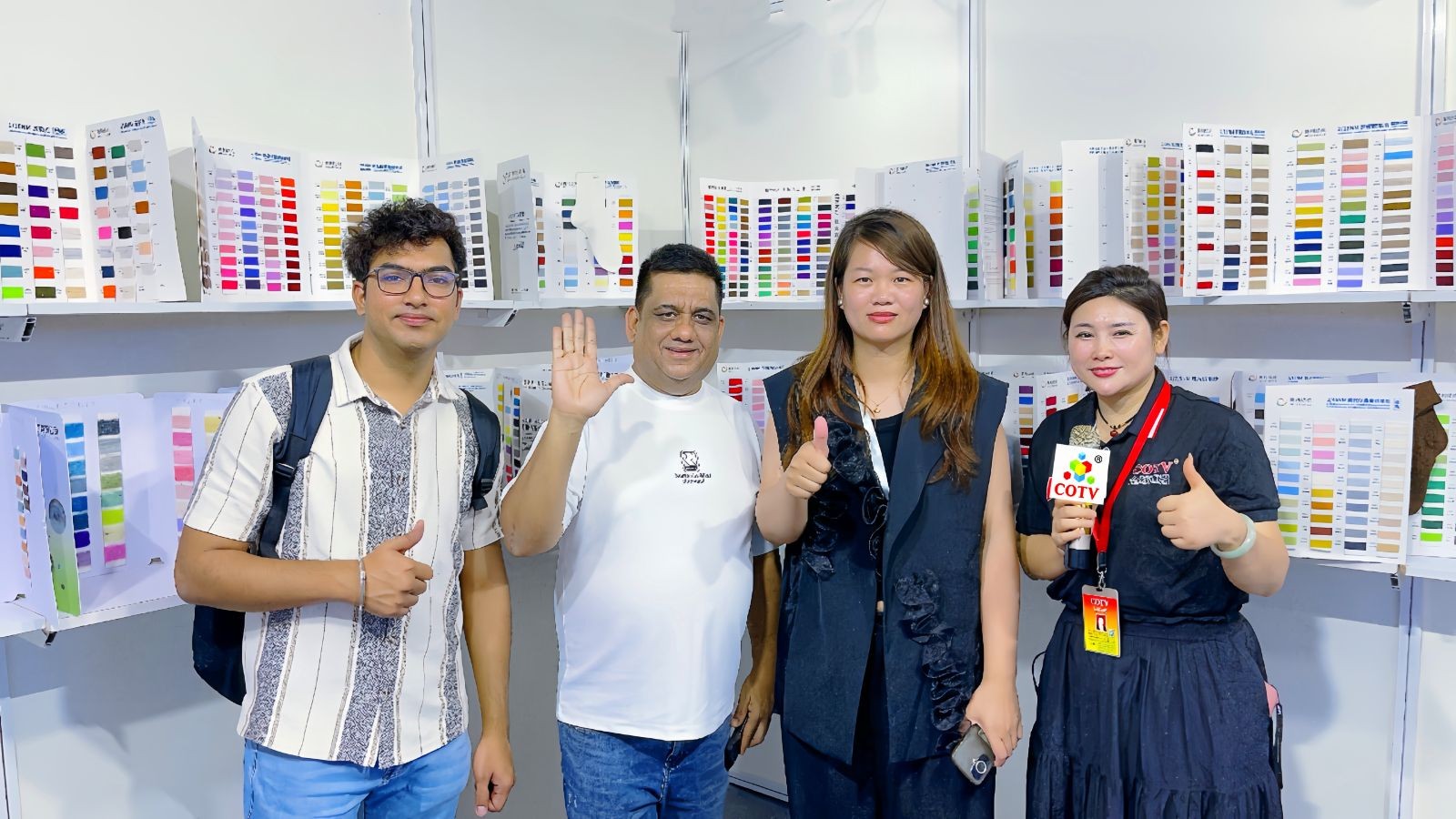 COTV全球直播-东莞市美利纺织有限公司专业生产抗菌羊毛桑蚕丝、罗密欧羊毛纱、彩点羊驼绒、珠片牛绒、山羊绒混纺、羊毛混纺系列，抗起球莫代尔羊毛，醋酸羊绒，马海毛系列等美利花式纱，欢迎大家光临！