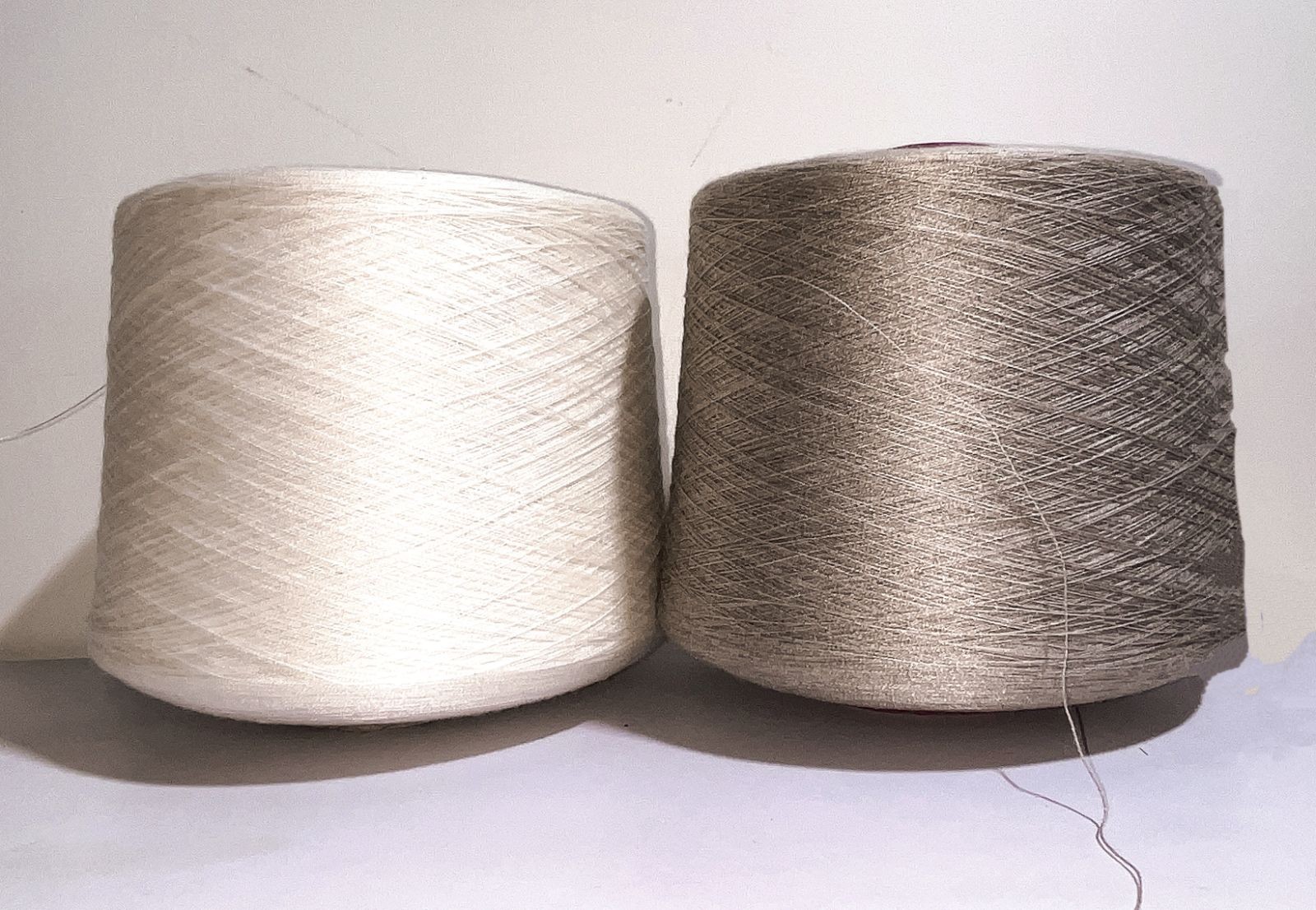 COTV全球直播-东莞市美利纺织有限公司专业生产抗菌羊毛桑蚕丝、罗密欧羊毛纱、彩点羊驼绒、珠片牛绒、山羊绒混纺、羊毛混纺系列，抗起球莫代尔羊毛，醋酸羊绒，马海毛系列等美利花式纱，欢迎大家光临！