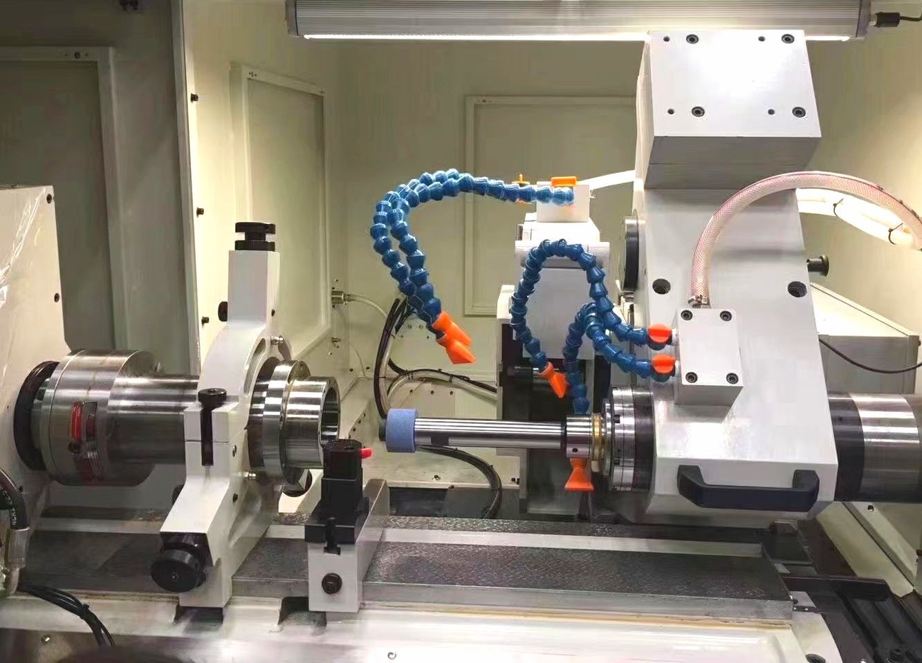 COTV全球直播-可为（宁波）智能机械有限公司、南京臻益丰自动化科技有限公司生产及代理超精密平圆磨，CNC数控机床，发那科加工中心，CNC五轴转台，NTK陶瓷切削刀具、金属刀具刀杆等产品，欢迎大家临！