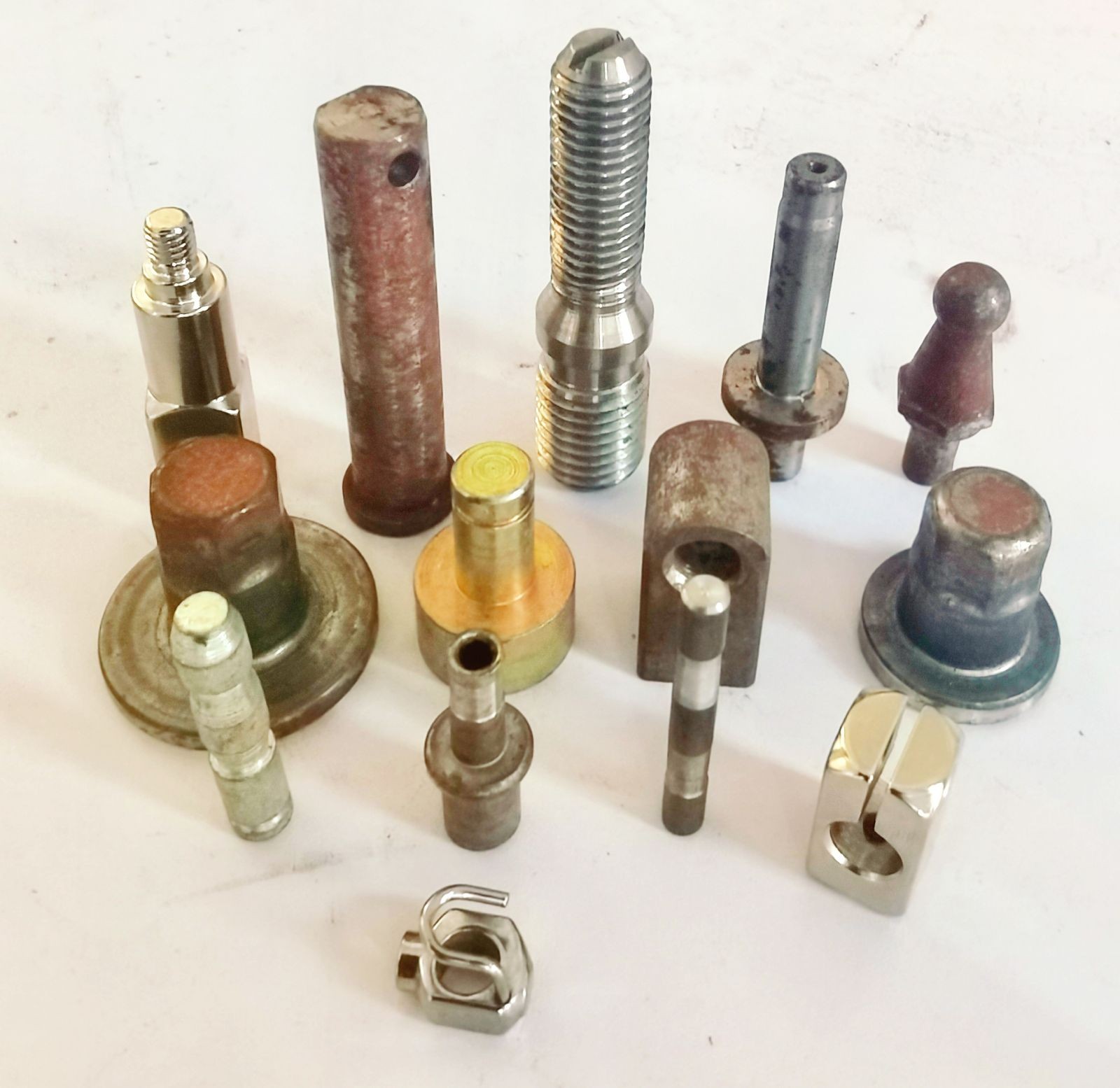 COTV全球直播-温州市峰顺自动化有限公司专业生产：全自动数控机床、油压机床、车铣复合机床、不锈钢振动盘、各种电主轴机头、自动车床，攻丝机打横孔、冲床调直落料机等产品，欢迎大家光临！