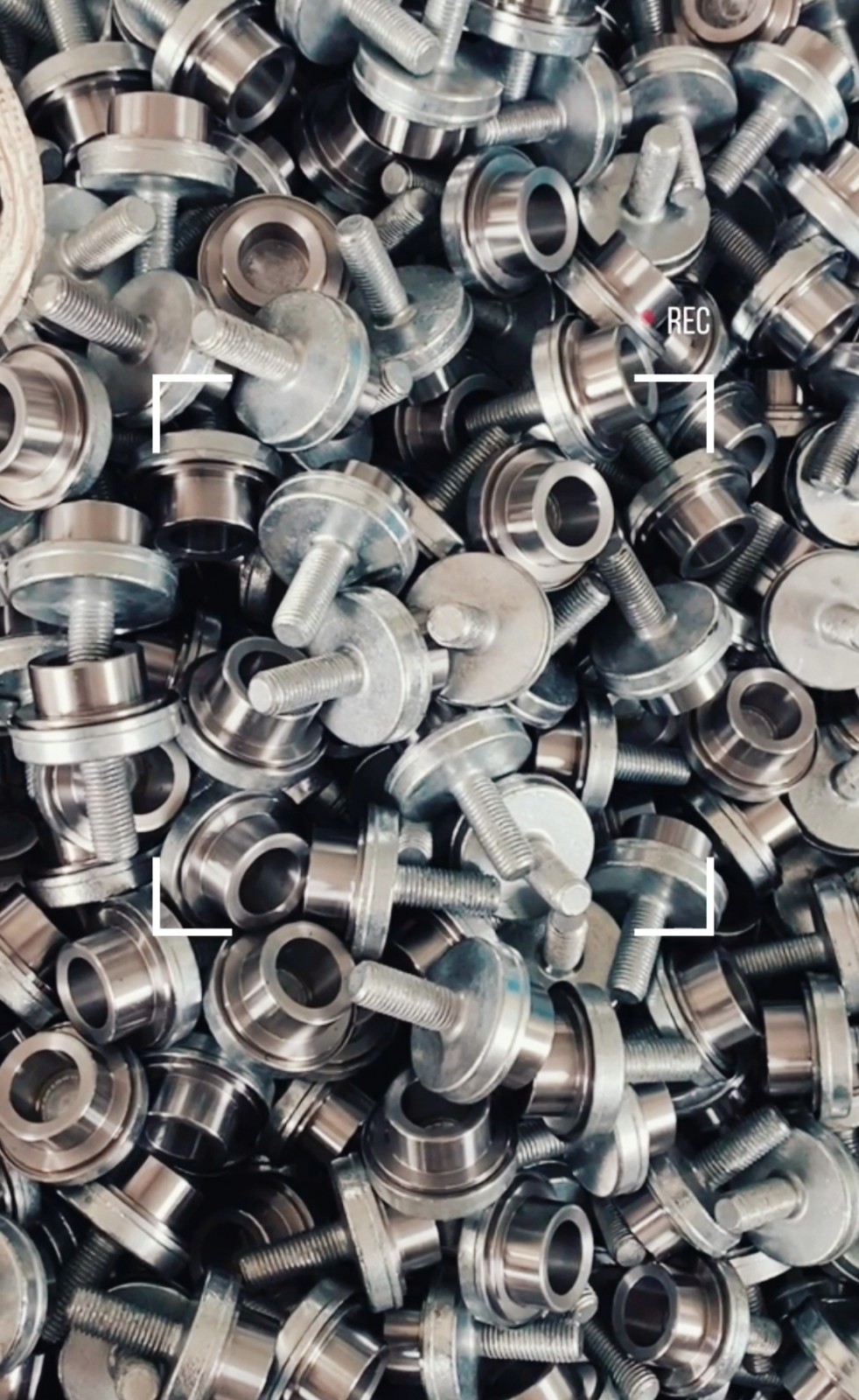 COTV全球直播-温州市峰顺自动化有限公司专业生产：全自动数控机床、油压机床、车铣复合机床、不锈钢振动盘、各种电主轴机头、自动车床，攻丝机打横孔、冲床调直落料机等产品，欢迎大家光临！