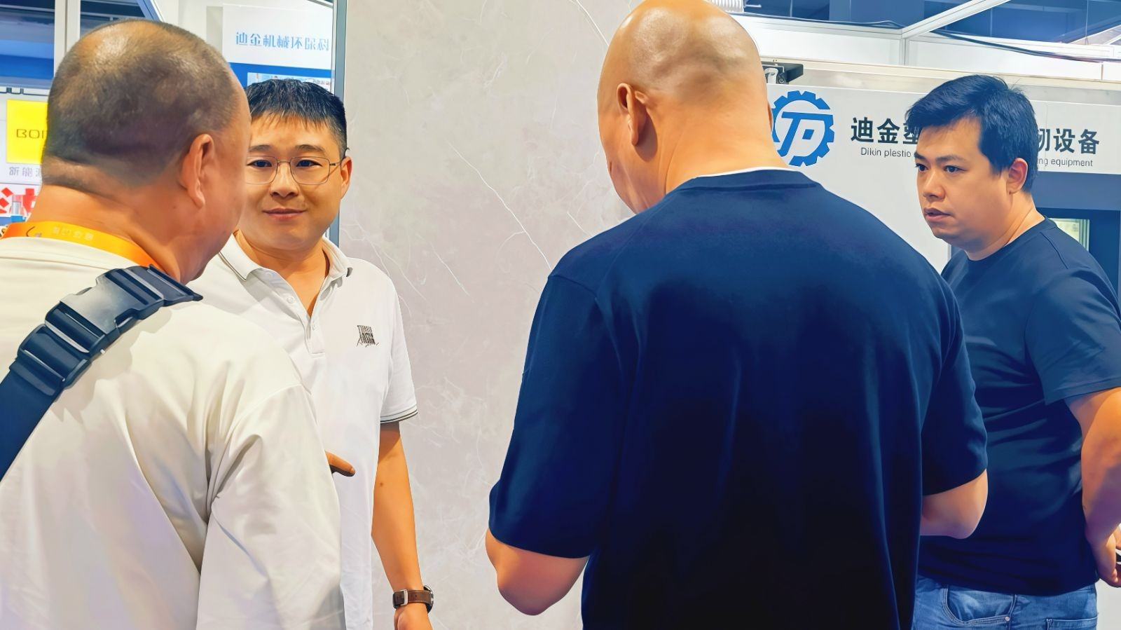 COTV全球直播-盐城市迪金机械环保科技有限公司专业生产：尼龙材料调湿水处理设备、塑料调湿增韧设备等产品; 设计创新、匠心制造、操作方便、增韧效果好等特点，深得中外客户认可，欢迎大家光临！