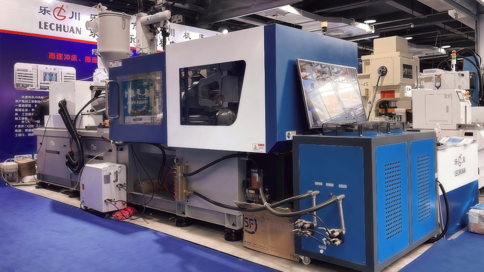 COTV全球直播-乐清市乐川机械电子有限公司、乐清市乐川机床厂专业生产及代理销售精密高速冲床、自动数控穿孔机、电火花穿孔机、精密线切割机等设备，欢迎大家光临！