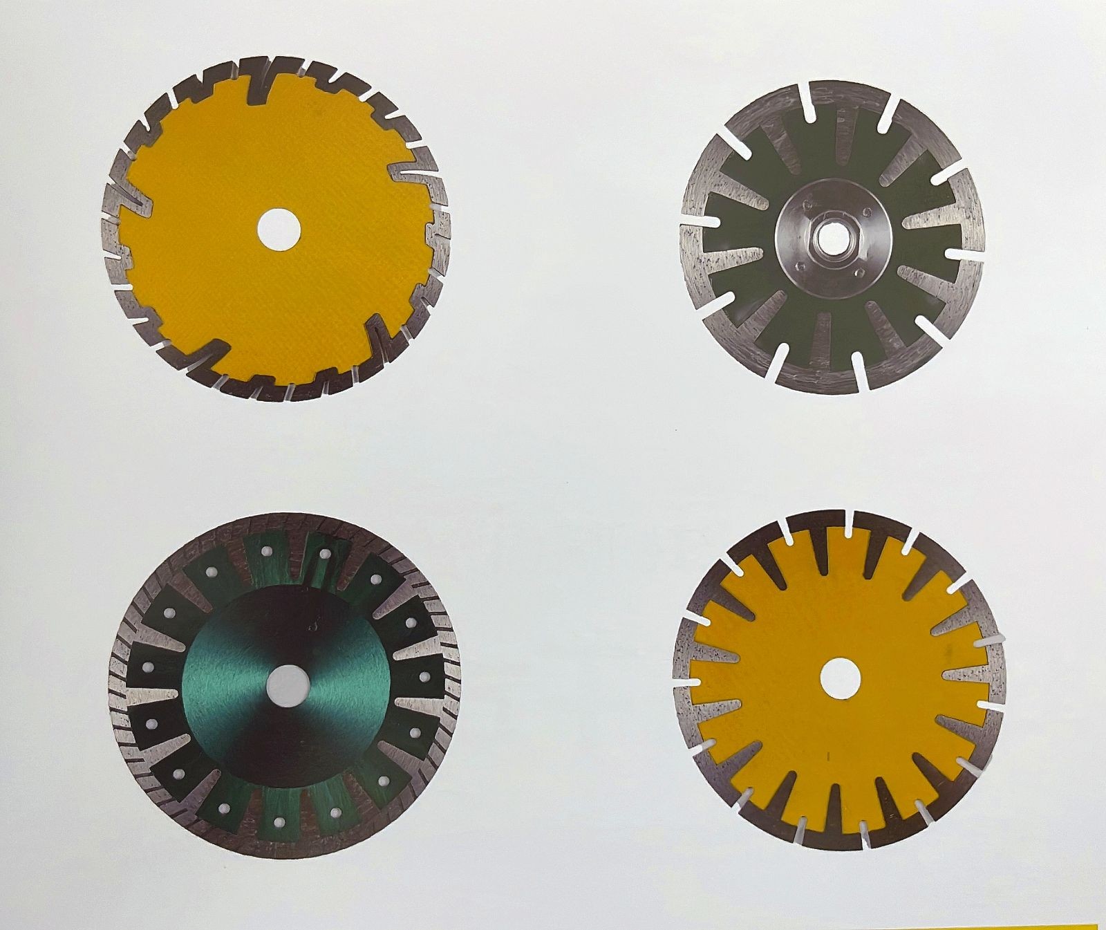 COTV全球直播-江苏舒工工具有限公司专业研发生产“苏功”、“锯片王老五”、“鑫烈马”、“DENACET”等50多个品牌系列的磨料、磨具及各种切割片等产品,欢迎大家光临! COTV全球直播-江苏舒工工具有限公司专业研发生产“苏功”、“锯片王老五”、“鑫烈马”、“DENACET”等50多个品牌系列的磨料、磨具及各种切割片等产品,欢迎大家光临!