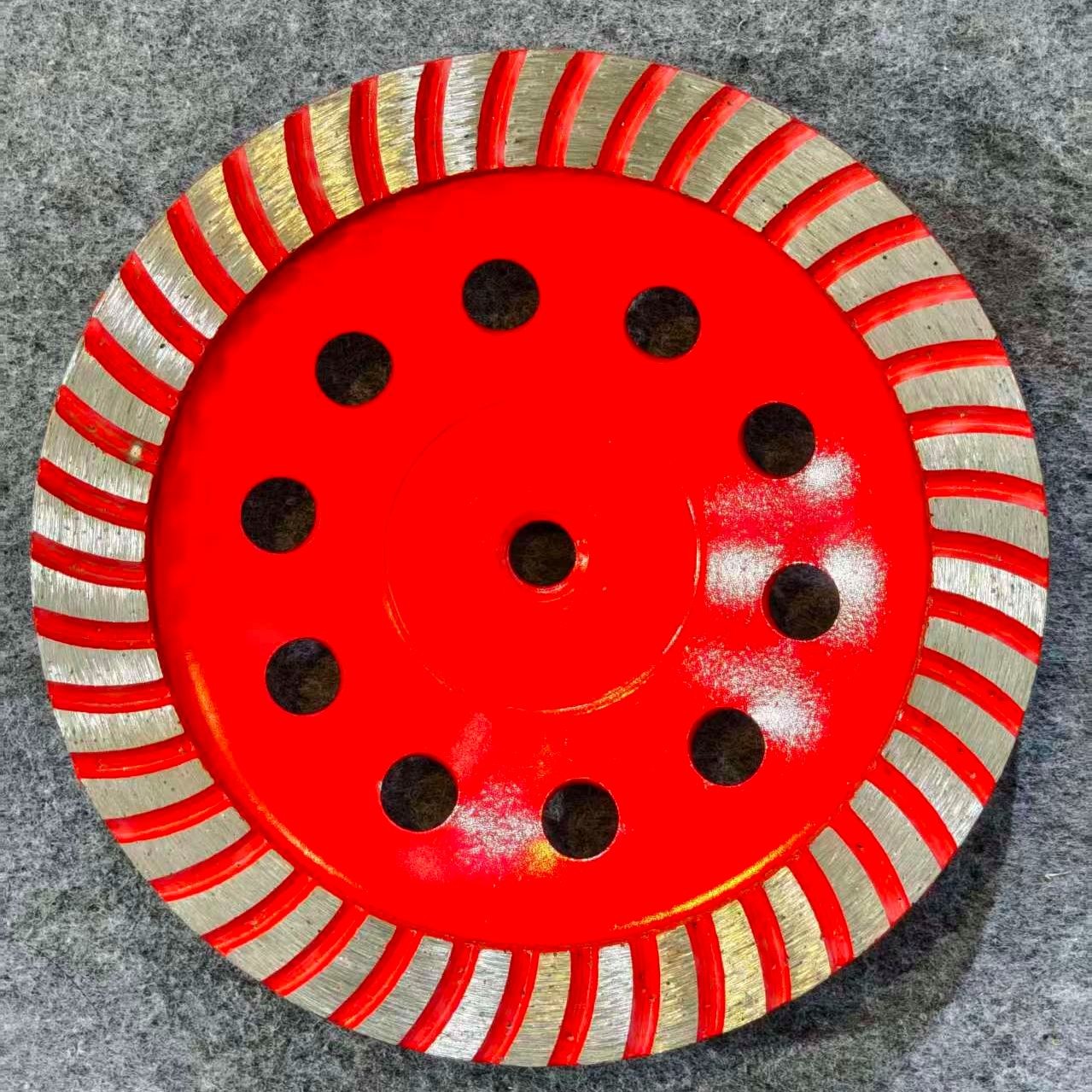 COTV全球直播-江苏舒工工具有限公司专业研发生产“苏功”、“锯片王老五”、“鑫烈马”、“DENACET”等50多个品牌系列的磨料、磨具及各种切割片等产品,欢迎大家光临! COTV全球直播-江苏舒工工具有限公司专业研发生产“苏功”、“锯片王老五”、“鑫烈马”、“DENACET”等50多个品牌系列的磨料、磨具及各种切割片等产品,欢迎大家光临!