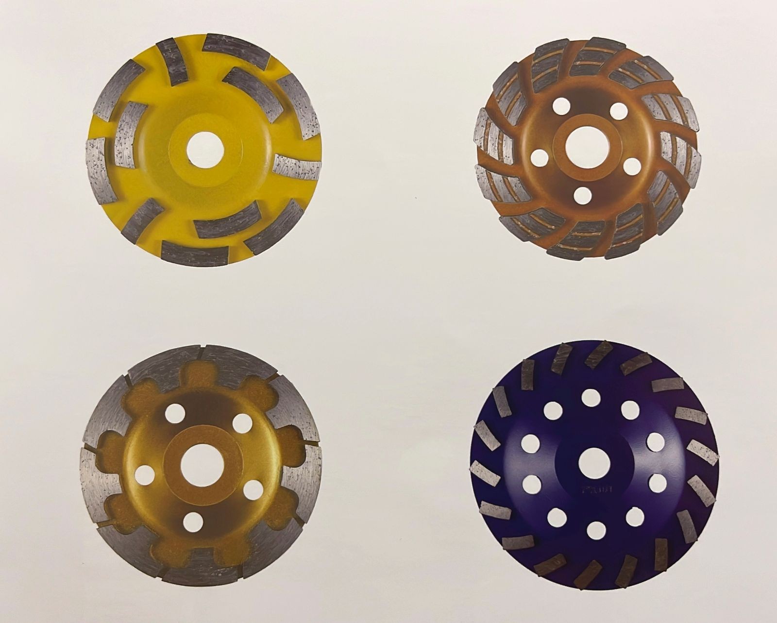 COTV全球直播-江苏舒工工具有限公司专业研发生产“苏功”、“锯片王老五”、“鑫烈马”、“DENACET”等50多个品牌系列的磨料、磨具及各种切割片等产品,欢迎大家光临! COTV全球直播-江苏舒工工具有限公司专业研发生产“苏功”、“锯片王老五”、“鑫烈马”、“DENACET”等50多个品牌系列的磨料、磨具及各种切割片等产品,欢迎大家光临!