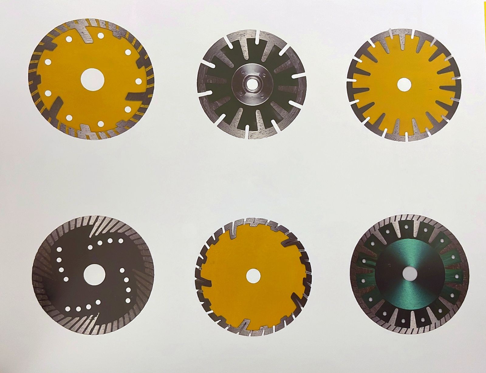 COTV全球直播-江苏舒工工具有限公司专业研发生产“苏功”、“锯片王老五”、“鑫烈马”、“DENACET”等50多个品牌系列的磨料、磨具及各种切割片等产品,欢迎大家光临! COTV全球直播-江苏舒工工具有限公司专业研发生产“苏功”、“锯片王老五”、“鑫烈马”、“DENACET”等50多个品牌系列的磨料、磨具及各种切割片等产品,欢迎大家光临!