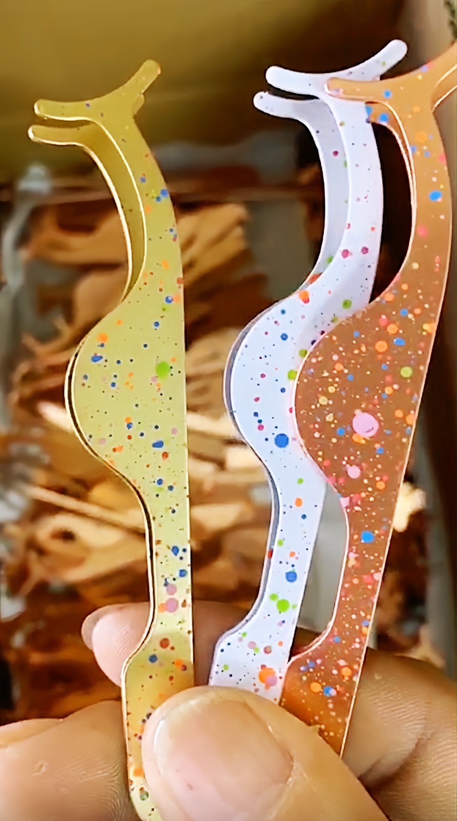 COTV全球直播-阳江市昌颖工贸有限公司专业研发生产:化妆用眉夹、粉刺针、修甲美容套装等各种五金、不锈钢及塑料工具制品等美容化妆品工具,欢迎大家光临! COTV全球直播-阳江市昌颖工贸有限公司专业研发生产:化妆用眉夹、粉刺针、修甲美容套装等各种五金、不锈钢及塑料工具制品等美容化妆品工具,欢迎大家光临!