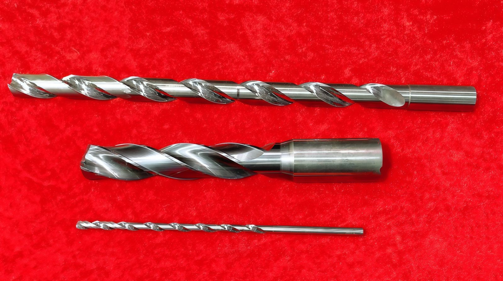 COTV全球直播-台州市宇锋工量刃具有限公司专业生产各种规格整体合金锯刀铣刀、切口铣刀,高速钢锯刀、切口铣刀,直齿三面刃铣刀、焊接合金三面刃铣刀、钨钢钻头、钨钢立铣刀等机床工具产品,欢迎大家光临! COTV全球直播-台州市宇锋工量刃具有限公司专业生产各种规格整体合金锯刀铣刀、切口铣刀,高速钢锯刀、切口铣刀,直齿三面刃铣刀、焊接合金三面刃铣刀、钨钢钻头、钨钢立铣刀等机床工具产品,欢迎大家光临!