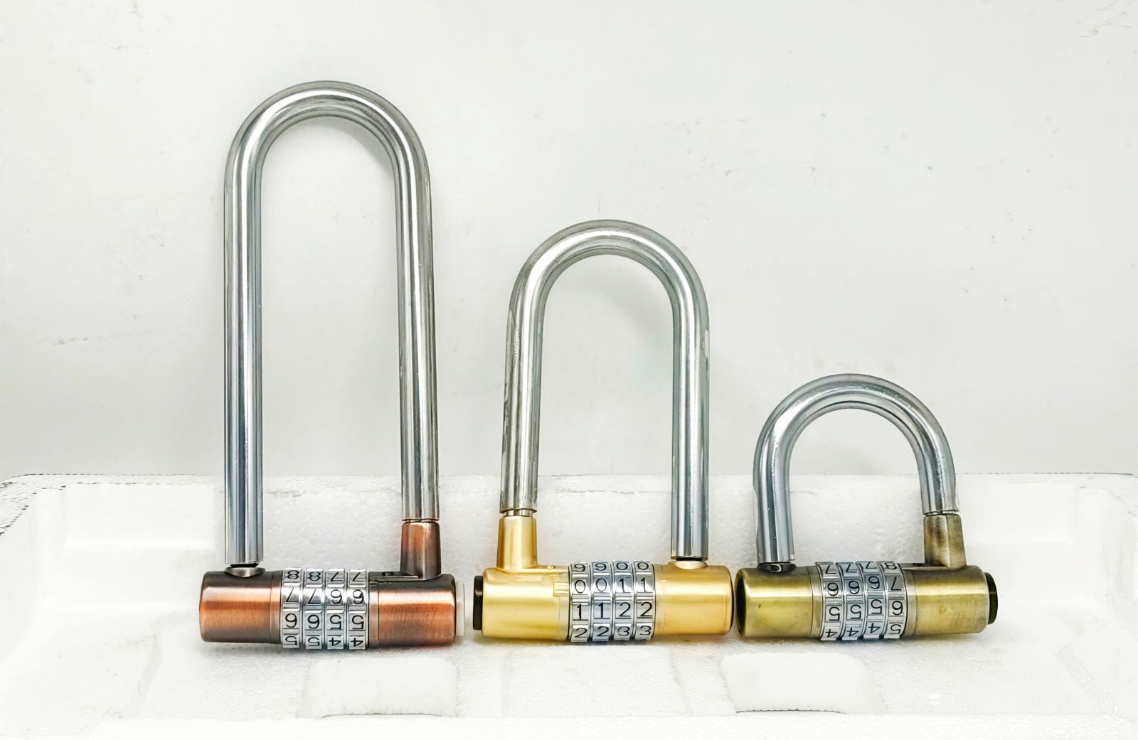 COTV全球直播-浦江广域锁业有限公司十八年来专业生产:各种不锈钢锁、伸缩锁、各种智能挂锁等安全锁具产品; 公司拥有自己研发团队,时常有新品上市,价格合理,欢迎大家光临! COTV全球直播-浦江广域锁业有限公司十八年来专业生产:各种不锈钢锁、伸缩锁、各种智能挂锁等安全锁具产品; 公司拥有自己研发团队,时常有新品上市,价格合理,欢迎大家光临!