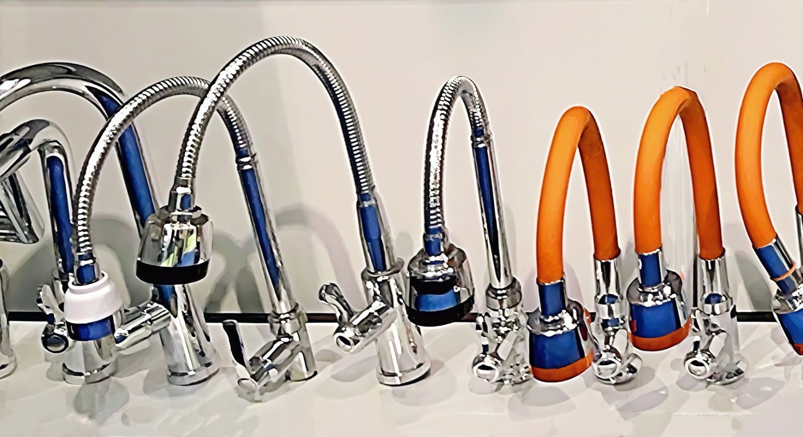 COTV全球直播-福建南安市广瑞景厨卫有限公司专业生产:塑钢龙头系列、钢单孔系列、钢菜盆龙头系列、单冷龙头系列、淋浴/快开龙头系列等流体洁具产品; 设计创新、制造精良,款式多样,欢迎大家光临! COTV全球直播-福建南安市广瑞景厨卫有限公司专业生产:塑钢龙头系列、钢单孔系列、钢菜盆龙头系列、单冷龙头系列、淋浴/快开龙头系列等流体洁具产品; 设计创新、制造精良,款式多样,欢迎大家光临!