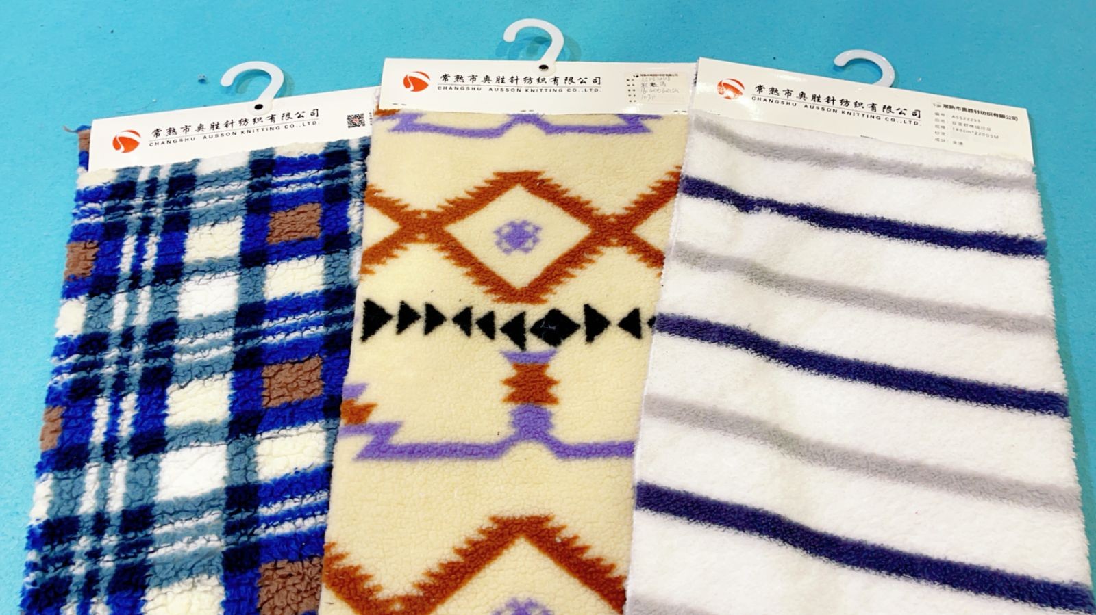 COTV全球直播-常熟市奥胜针纺有限公司专业生产:功能性珊瑚绒、法兰绒、牛奶绒、PV绒、仿兔毛、超柔绒、摇粒绒、颗粒绒、泰迪绒、舒棉绒等时尚女装毛绒面料产品,欢迎大家光临! COTV全球直播-常熟市奥胜针纺有限公司专业生产:功能性珊瑚绒、法兰绒、牛奶绒、PV绒、仿兔毛、超柔绒、摇粒绒、颗粒绒、泰迪绒、舒棉绒等时尚女装毛绒面料产品,欢迎大家光临!