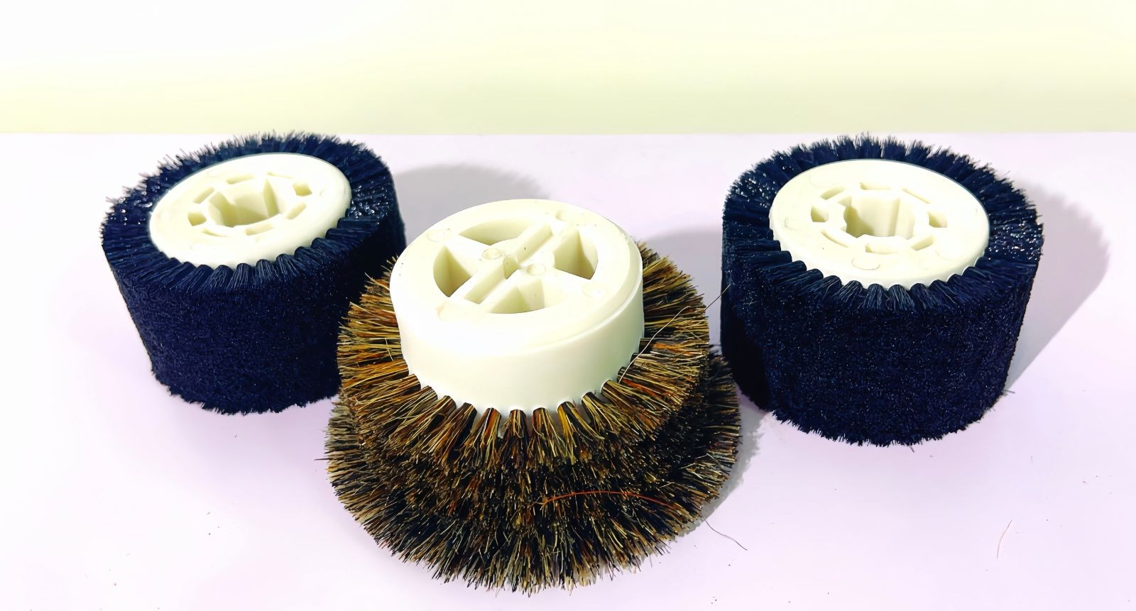 COTV全球直播-安徽省潜山县天柱刷业有限公司专业生产各种异形规格毛刷、机械毛刷、条形刷、圆盘刷、环卫扫路刷、扫雪刷及大型预处理线刷辊、上胶机胶辊等产品,欢迎大家光临! COTV全球直播-安徽省潜山县天柱刷业有限公司专业生产各种异形规格毛刷、机械毛刷、条形刷、圆盘刷、环卫扫路刷、扫雪刷及大型预处理线刷辊、上胶机胶辊等产品,欢迎大家光临!