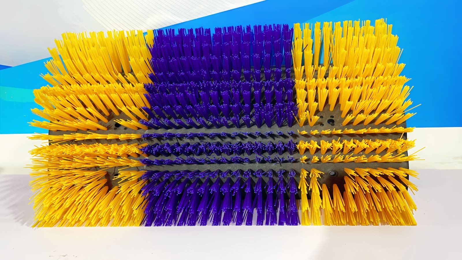 COTV全球直播-安徽省潜山县天柱刷业有限公司专业生产各种异形规格毛刷、机械毛刷、条形刷、圆盘刷、环卫扫路刷、扫雪刷及大型预处理线刷辊、上胶机胶辊等产品,欢迎大家光临! COTV全球直播-安徽省潜山县天柱刷业有限公司专业生产各种异形规格毛刷、机械毛刷、条形刷、圆盘刷、环卫扫路刷、扫雪刷及大型预处理线刷辊、上胶机胶辊等产品,欢迎大家光临!