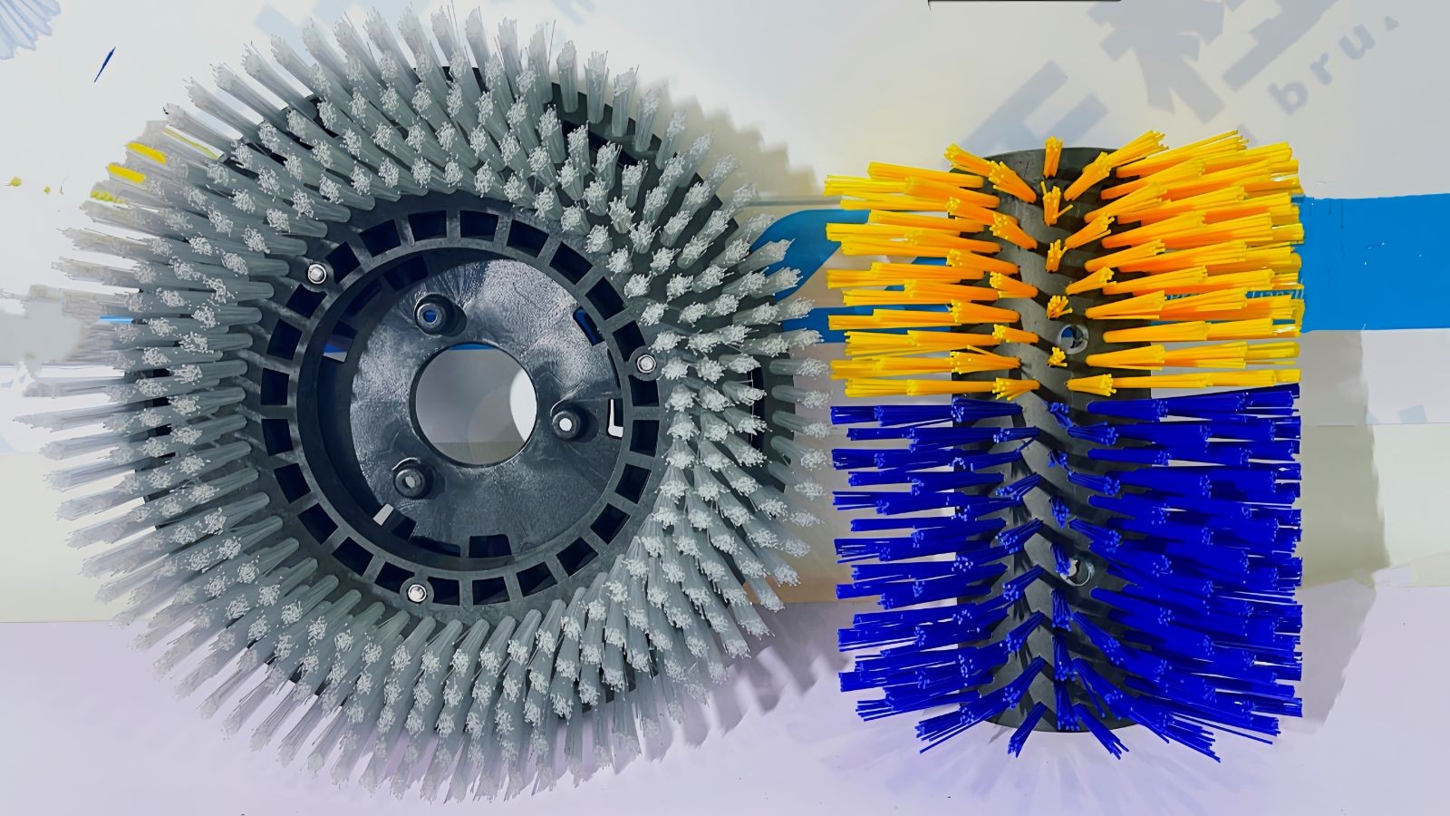 COTV全球直播-安徽省潜山县天柱刷业有限公司专业生产各种异形规格毛刷、机械毛刷、条形刷、圆盘刷、环卫扫路刷、扫雪刷及大型预处理线刷辊、上胶机胶辊等产品,欢迎大家光临! COTV全球直播-安徽省潜山县天柱刷业有限公司专业生产各种异形规格毛刷、机械毛刷、条形刷、圆盘刷、环卫扫路刷、扫雪刷及大型预处理线刷辊、上胶机胶辊等产品,欢迎大家光临!