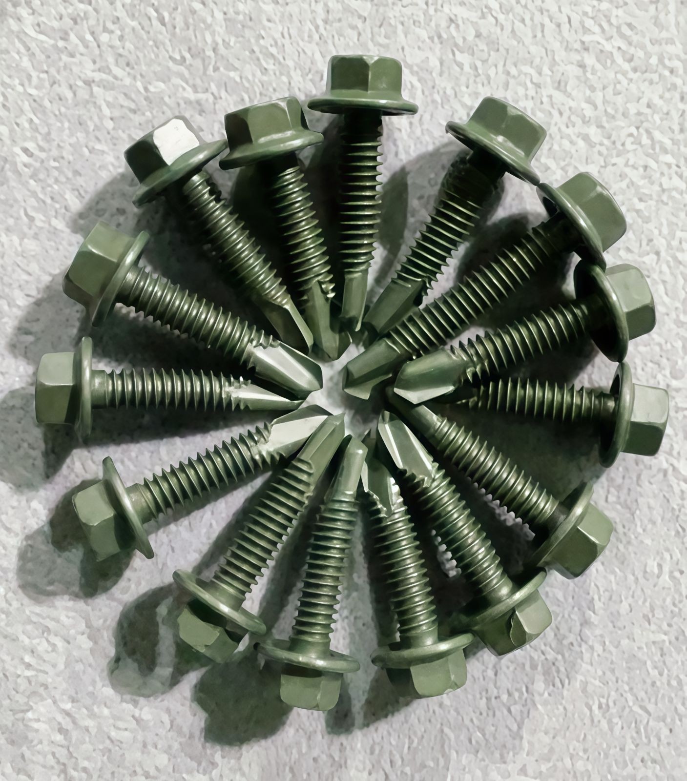 COTV全球直播-江苏固德建筑机械有限公司专业生产高防腐不锈钢钻尾螺丝,广泛应用于钢结构工程、门窗、厨具,电厂、太阳能产业、铸造、厂房,机场、船坞、铁路、体育馆等不锈钢切面的安装,欢迎大家光临! COTV全球直播-江苏固德建筑机械有限公司专业生产高防腐不锈钢钻尾螺丝,广泛应用于钢结构工程、门窗、厨具,电厂、太阳能产业、铸造、厂房,机场、船坞、铁路、体育馆等不锈钢切面的安装,欢迎大家光临!