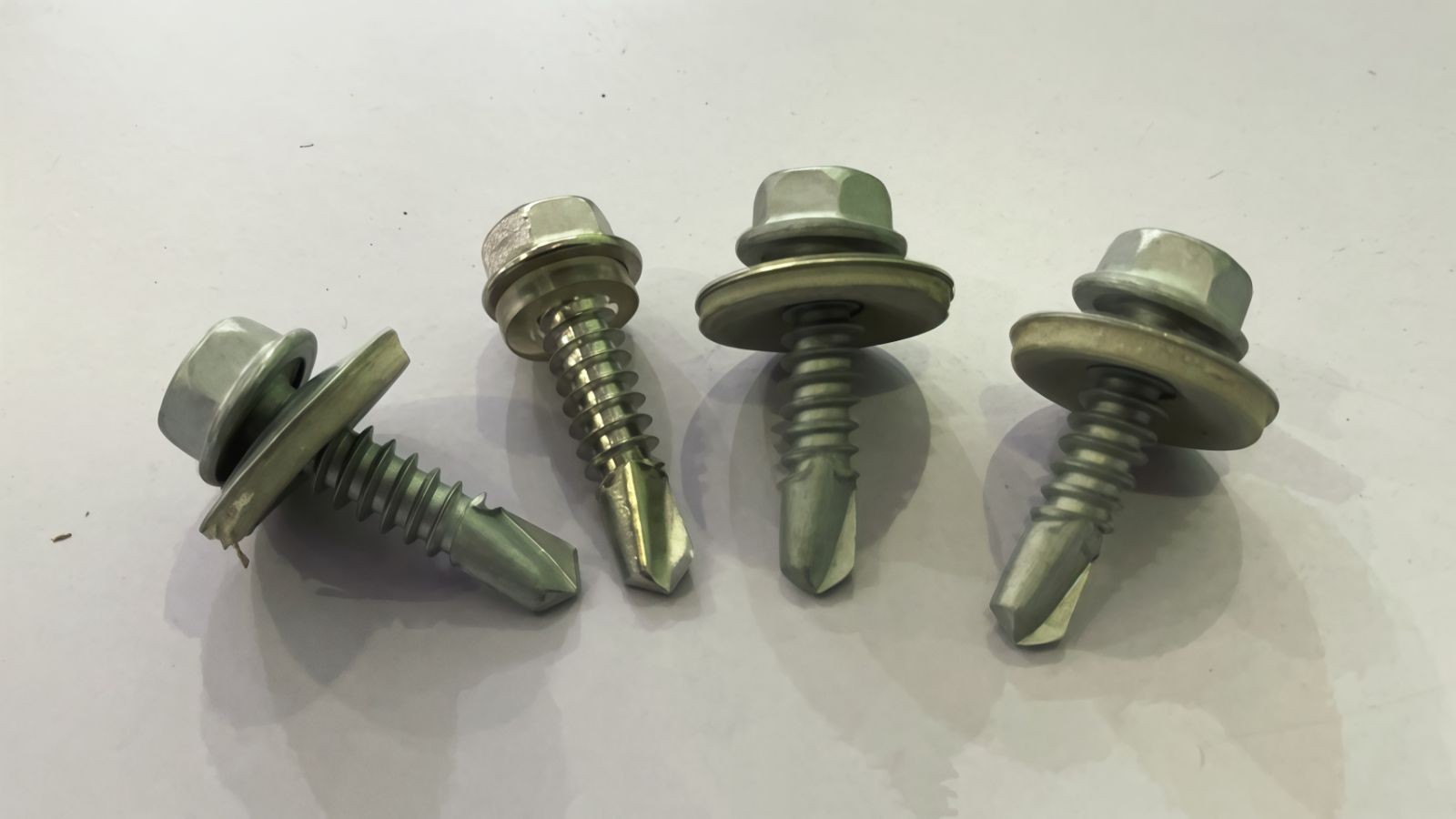 COTV全球直播-江苏固德建筑机械有限公司专业生产高防腐不锈钢钻尾螺丝,广泛应用于钢结构工程、门窗、厨具,电厂、太阳能产业、铸造、厂房,机场、船坞、铁路、体育馆等不锈钢切面的安装,欢迎大家光临! COTV全球直播-江苏固德建筑机械有限公司专业生产高防腐不锈钢钻尾螺丝,广泛应用于钢结构工程、门窗、厨具,电厂、太阳能产业、铸造、厂房,机场、船坞、铁路、体育馆等不锈钢切面的安装,欢迎大家光临!