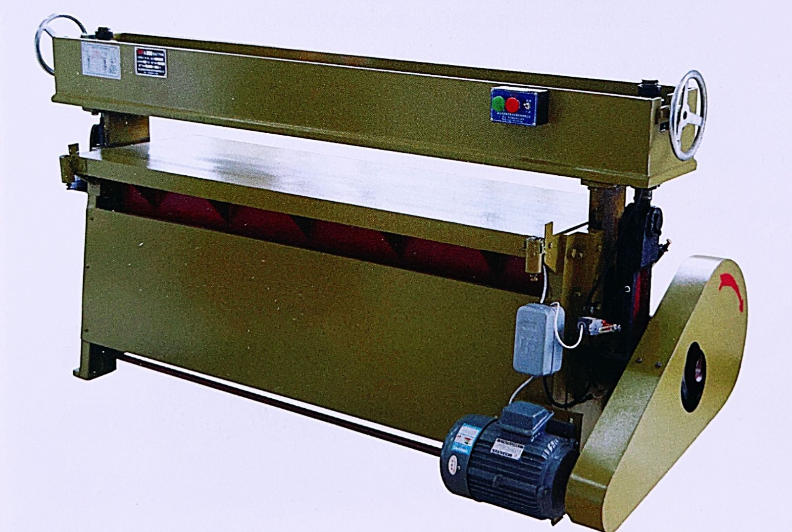 COTV全球直播-温州诚本机械有限公司、温州瑞乐轻工机械有限公司专业生产：自动上胶后帮机、新型围条压合机、自动后踵结帮机、多功能自动成型机、智能压合机、橡胶/塑料开放式炼胶机等设备，欢迎大家光临！