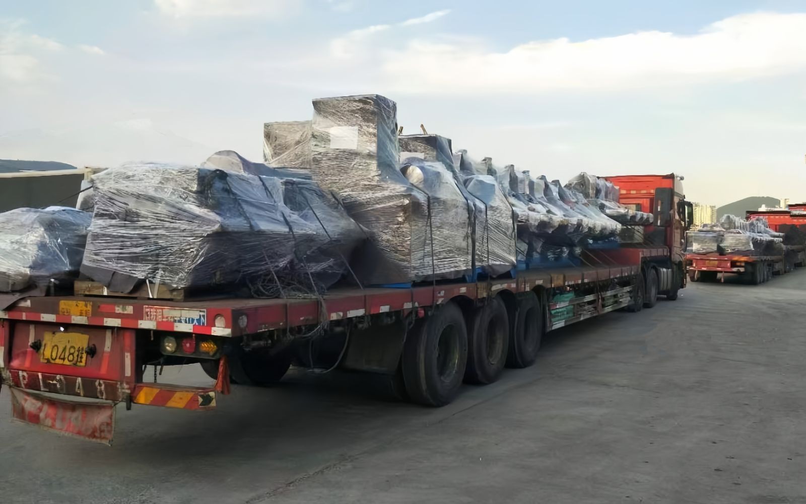 COTV全球直播-温州诚本机械有限公司、温州瑞乐轻工机械有限公司专业生产：自动上胶后帮机、新型围条压合机、自动后踵结帮机、多功能自动成型机、智能压合机、橡胶/塑料开放式炼胶机等设备，欢迎大家光临！