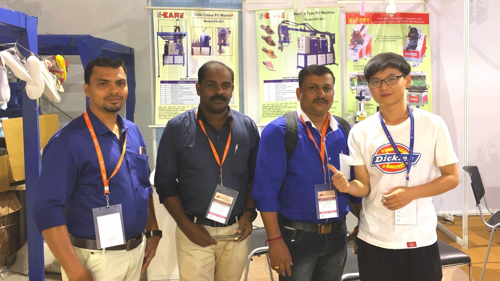 COTV全球直播-温州诚本机械有限公司、温州瑞乐轻工机械有限公司专业生产：自动上胶后帮机、新型围条压合机、自动后踵结帮机、多功能自动成型机、智能压合机、橡胶/塑料开放式炼胶机等设备，欢迎大家光临！