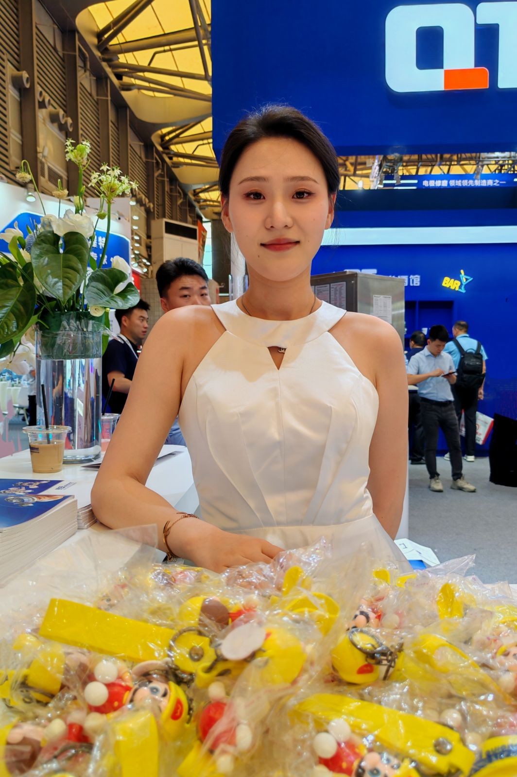 COTV全球直播-上海唐情文化传媒有限公司专业从事文化艺术交流活动的策划、公关、礼仪、模特及演出的经纪和文化艺术策划;销售“品汁鲜果”品牌橙子,源自高山,阳光充足;橙甜度高,品质细嫩,欢迎大家光临! COTV全球直播-上海唐情文化传媒有限公司专业从事文化艺术交流活动的策划、公关、礼仪、模特及演出的经纪和文化艺术策划;销售“品汁鲜果”品牌橙子,源自高山,阳光充足;橙甜度高,品质细嫩,欢迎大家光临!