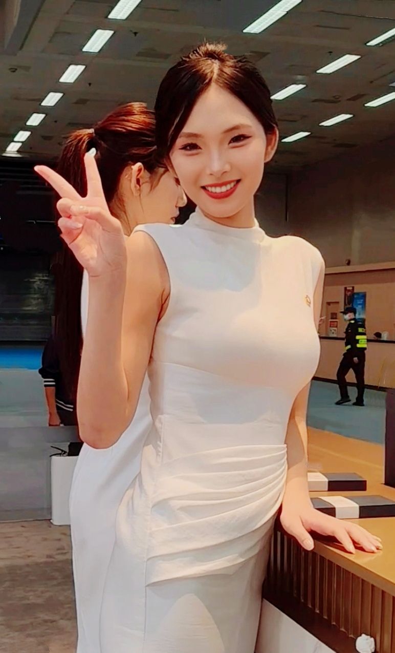 COTV全球直播-上海唐情文化传媒有限公司专业从事文化艺术交流活动的策划、公关、礼仪、模特及演出的经纪和文化艺术策划;销售“品汁鲜果”品牌橙子,源自高山,阳光充足;橙甜度高,品质细嫩,欢迎大家光临! COTV全球直播-上海唐情文化传媒有限公司专业从事文化艺术交流活动的策划、公关、礼仪、模特及演出的经纪和文化艺术策划;销售“品汁鲜果”品牌橙子,源自高山,阳光充足;橙甜度高,品质细嫩,欢迎大家光临!