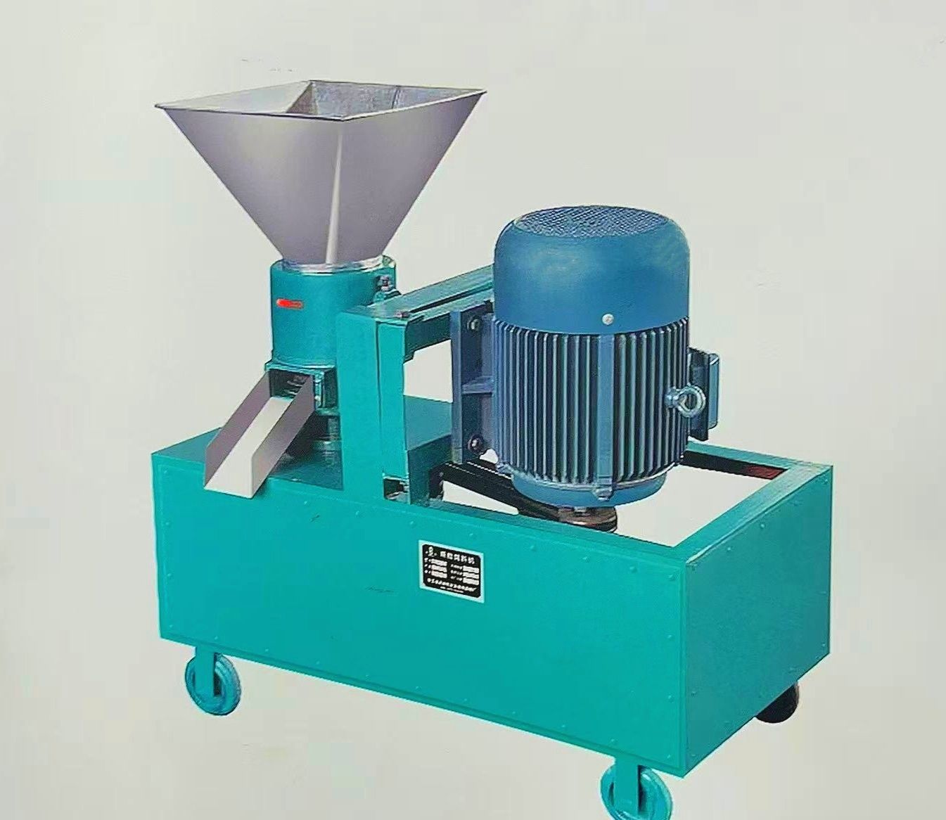 COTV全球直播-嵊州市金塔通用机械有限公司生产50公斤、100公斤、250公斤、350公斤、600公斤、1000公斤、2500公斤的饲料机械，及搅拌机、冷却机、铡草机、粉碎机、上料机，欢迎大家光临！