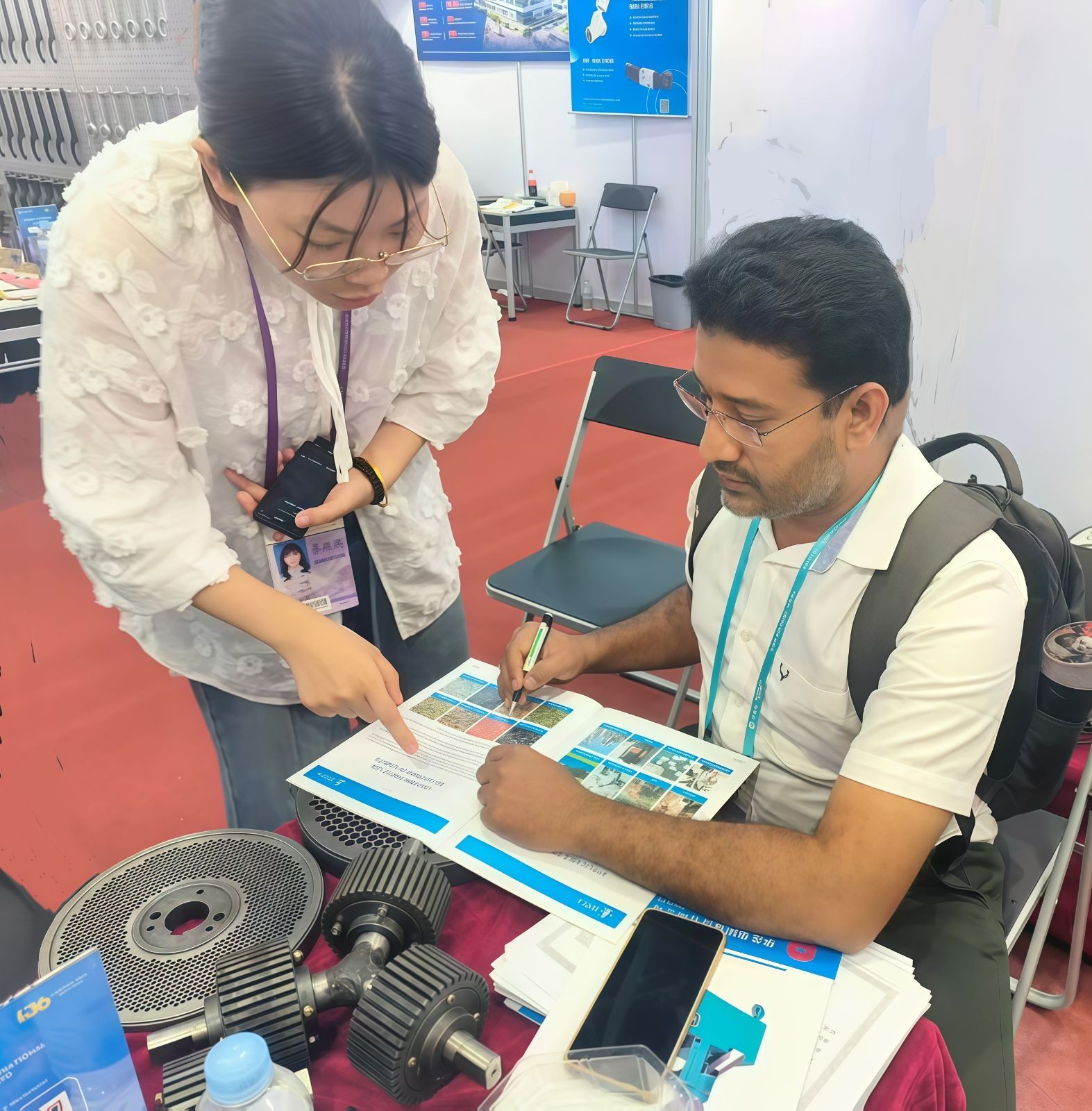 COTV全球直播-嵊州市金塔通用机械有限公司生产50公斤、100公斤、250公斤、350公斤、600公斤、1000公斤、2500公斤的饲料机械，及搅拌机、冷却机、铡草机、粉碎机、上料机，欢迎大家光临！