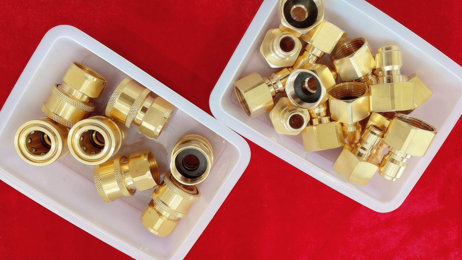 COTV全球直播-东莞市常平永帆农机部批发船式喷灌机、淋水桶、音响田间凳，台州市路桥万豪水暖配件厂生产水暖及农林清洗机配件，台州市路桥宏秉电动车配件有限公司生产液压压管机、手动压管机，欢迎大家光临！