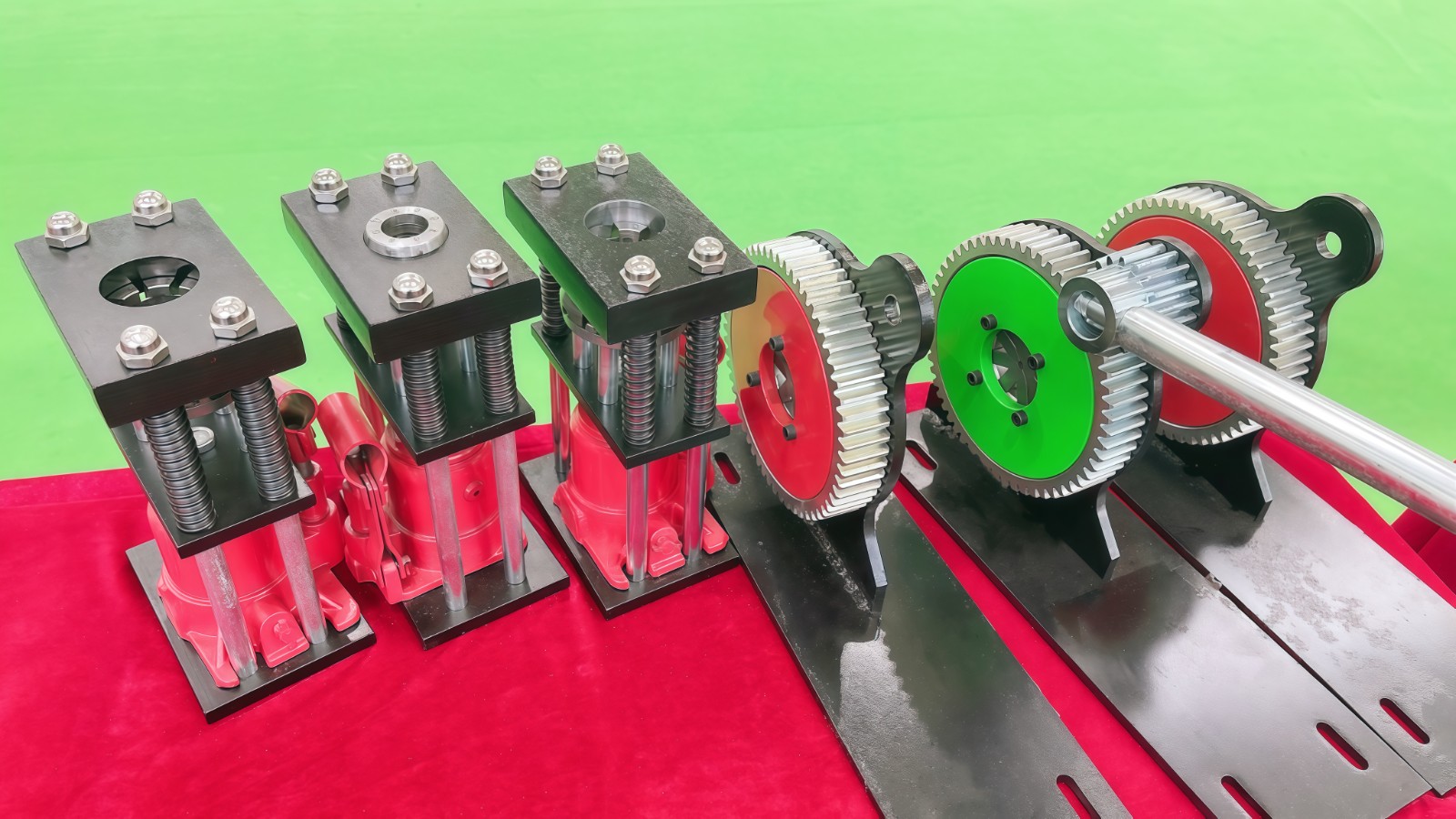 COTV全球直播-东莞市常平永帆农机部批发船式喷灌机、淋水桶、音响田间凳，台州市路桥万豪水暖配件厂生产水暖及农林清洗机配件，台州市路桥宏秉电动车配件有限公司生产液压压管机、手动压管机，欢迎大家光临！