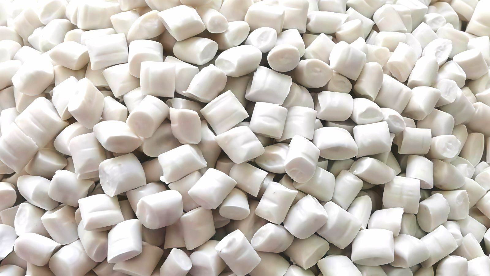 COTV全球直播热情地向新老客户介绍-江山市彩雁塑胶科技有限公司专业生产PVC硬质颗粒、PVC软质颗粒、PVC透明颗粒、球阀PVC钙锌稳定剂等塑料颗粒及塑料半成品产品，欢迎大家光临！