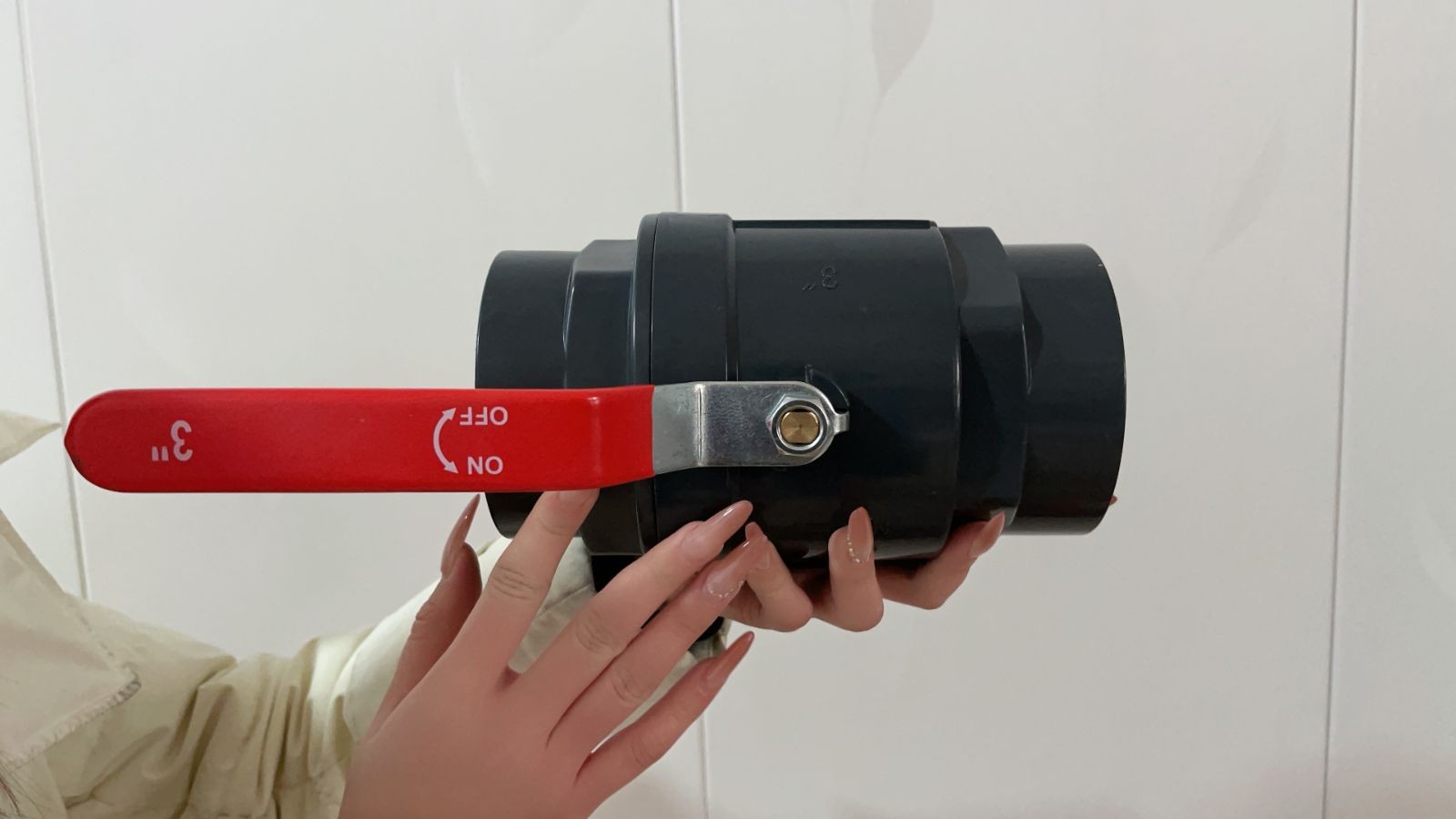 COTV全球直播热情地向新老客户介绍-江山市彩雁塑胶科技有限公司专业生产PVC硬质颗粒、PVC软质颗粒、PVC透明颗粒、球阀PVC钙锌稳定剂等塑料颗粒及塑料半成品产品，欢迎大家光临！