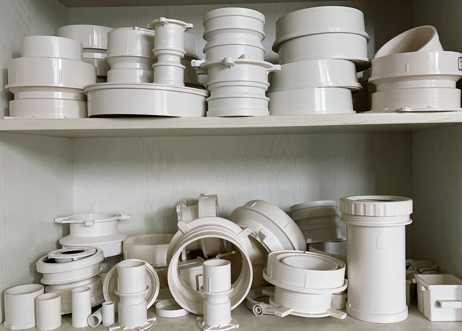 COTV全球直播热情地向新老客户介绍-江山市彩雁塑胶科技有限公司专业生产PVC硬质颗粒、PVC软质颗粒、PVC透明颗粒、球阀PVC钙锌稳定剂等塑料颗粒及塑料半成品产品，欢迎大家光临！