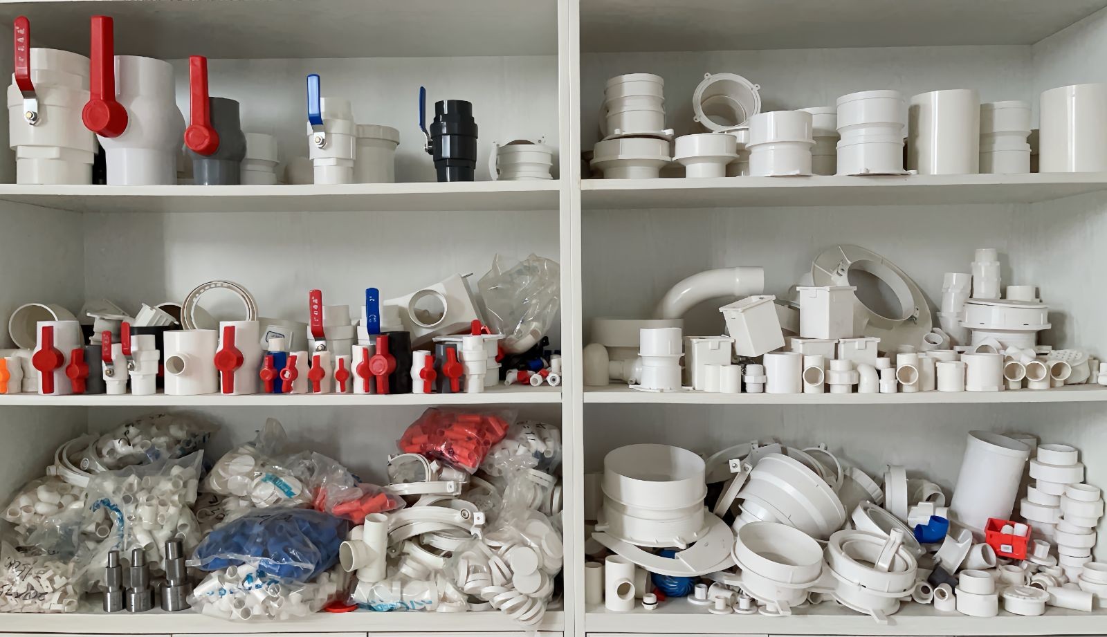 COTV全球直播热情地向新老客户介绍-江山市彩雁塑胶科技有限公司专业生产PVC硬质颗粒、PVC软质颗粒、PVC透明颗粒、球阀PVC钙锌稳定剂等塑料颗粒及塑料半成品产品，欢迎大家光临！