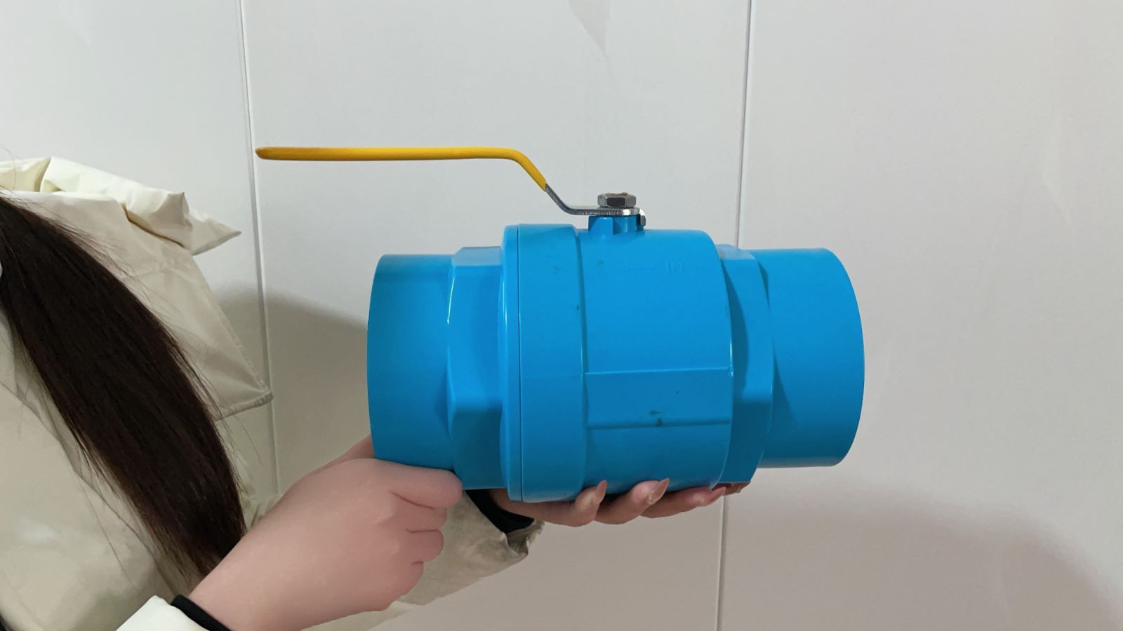 COTV全球直播热情地向新老客户介绍-江山市彩雁塑胶科技有限公司专业生产PVC硬质颗粒、PVC软质颗粒、PVC透明颗粒、球阀PVC钙锌稳定剂等塑料颗粒及塑料半成品产品，欢迎大家光临！