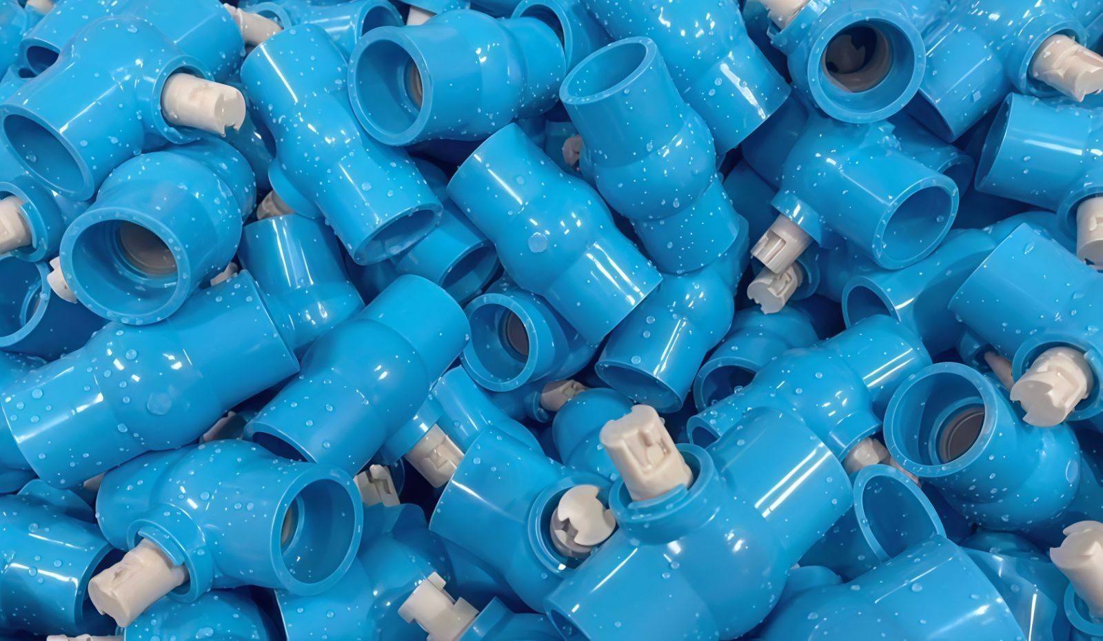 COTV全球直播热情地向新老客户介绍-江山市彩雁塑胶科技有限公司专业生产PVC硬质颗粒、PVC软质颗粒、PVC透明颗粒、球阀PVC钙锌稳定剂等塑料颗粒及塑料半成品产品，欢迎大家光临！