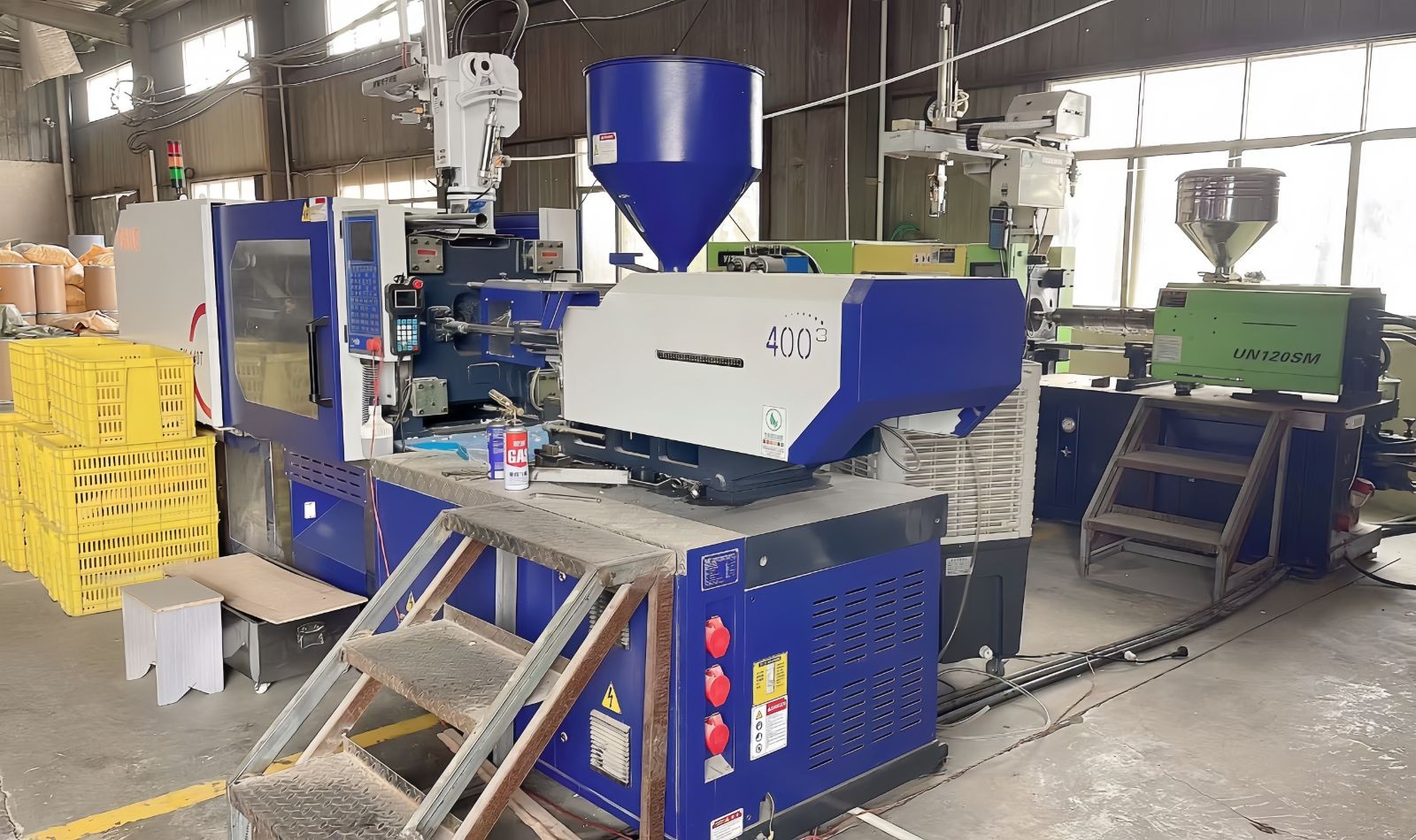 COTV全球直播-江山立体新材料厂专业生产：各种规格台纤板、羽毛球头及羽毛球头配套材料等产品，欢迎大家光临！