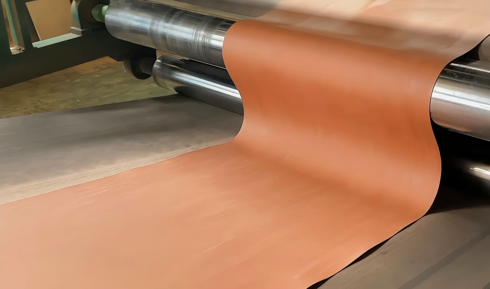 COTV全球直播-江山市中超软木制品厂专业生产台纤软木复合羽毛球头及各种羽毛球头配套材料，本厂具备研发和完善的产业链，产品应用于塑料、尼龙、天然羽绒球、人造羽毛球等，欢迎大家光临！