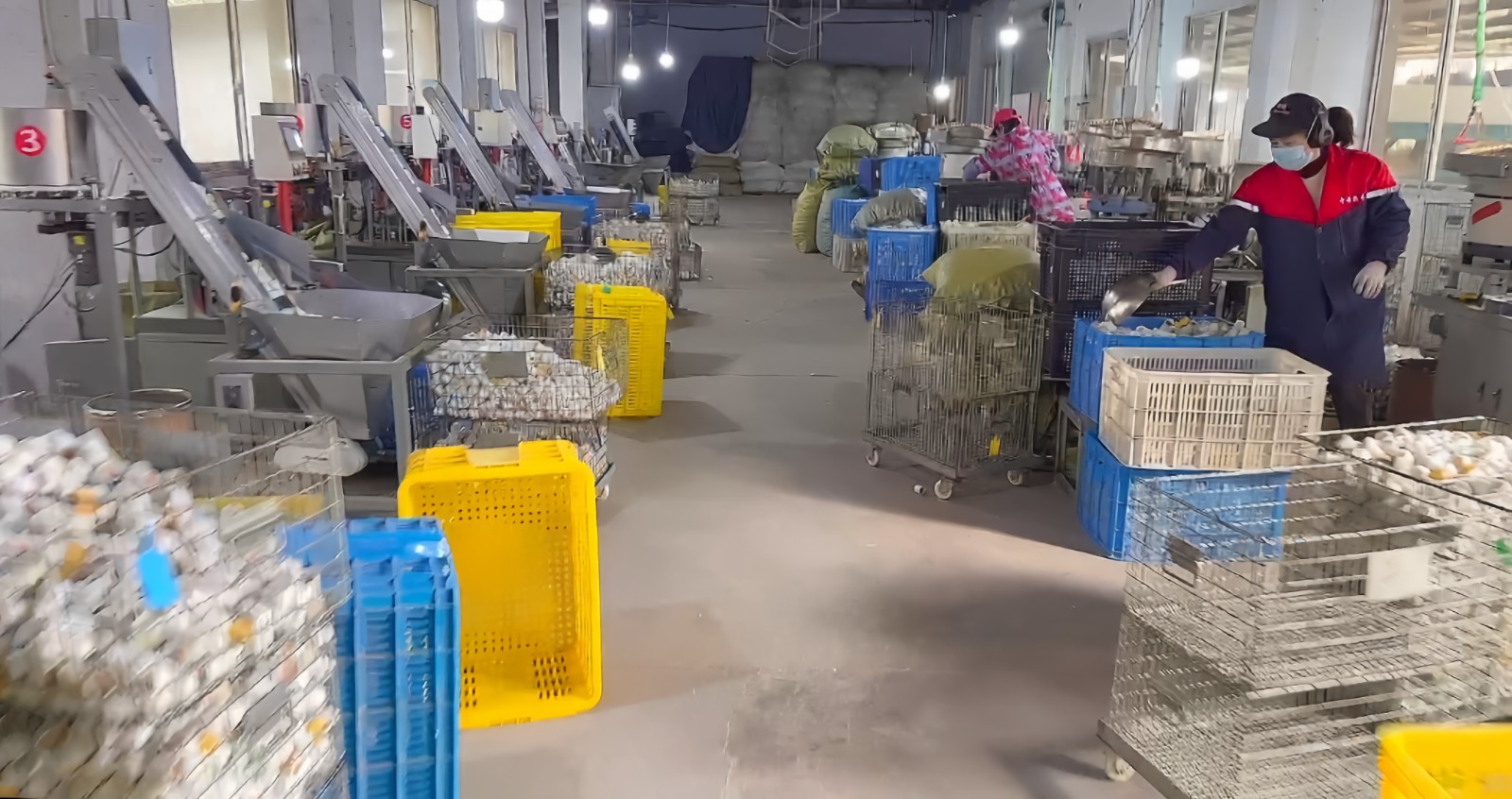 COTV全球直播-江山市中超软木制品厂专业生产台纤软木复合羽毛球头及各种羽毛球头配套材料，本厂具备研发和完善的产业链，产品应用于塑料、尼龙、天然羽绒球、人造羽毛球等，欢迎大家光临！