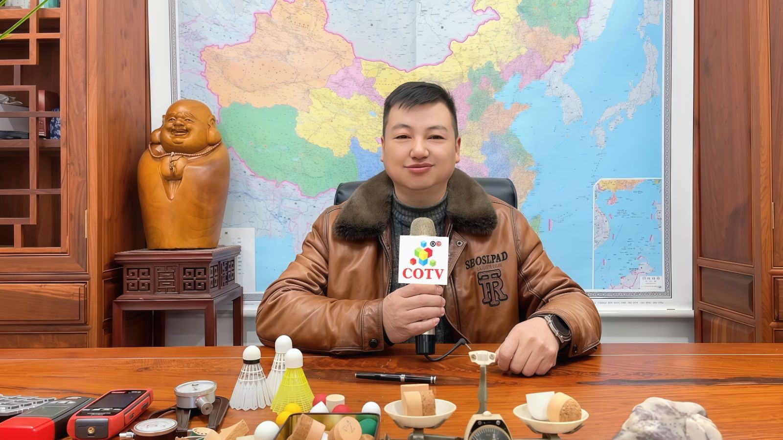 COTV全球直播-江山市中超软木制品厂专业生产台纤软木复合羽毛球头及各种羽毛球头配套材料，本厂具备研发和完善的产业链，产品应用于塑料、尼龙、天然羽绒球、人造羽毛球等，欢迎大家光临！