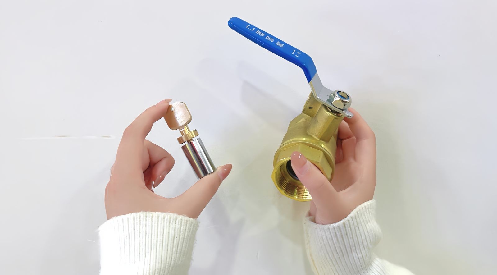 COTV全球直播-台州浙东精工智能科技有限公司专业生产定制锻钢阀门、黄铜多功能锁闭阀、智能阀、锁闭过滤球阀、锁闭测温球阀、锁闭闸阀、平衡阀、加密闸阀、过滤器、截止阀等产品，欢迎大家光临！