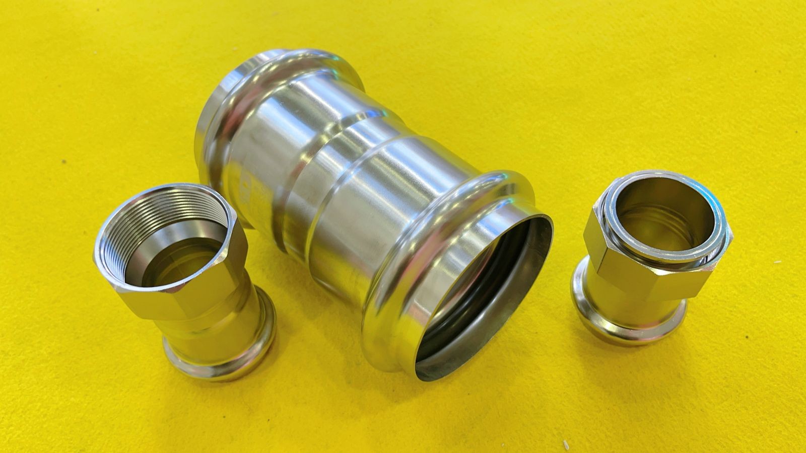 COTV全球直播-福建晟达通节能科技有限公司专业生产：各种不锈钢管系列、不锈钢弯头、不锈钢流体设备及各种不锈钢管件等产品，欢迎全球各地新老客户前来洽谈采购，董事长何晓梅欢迎大家光临！