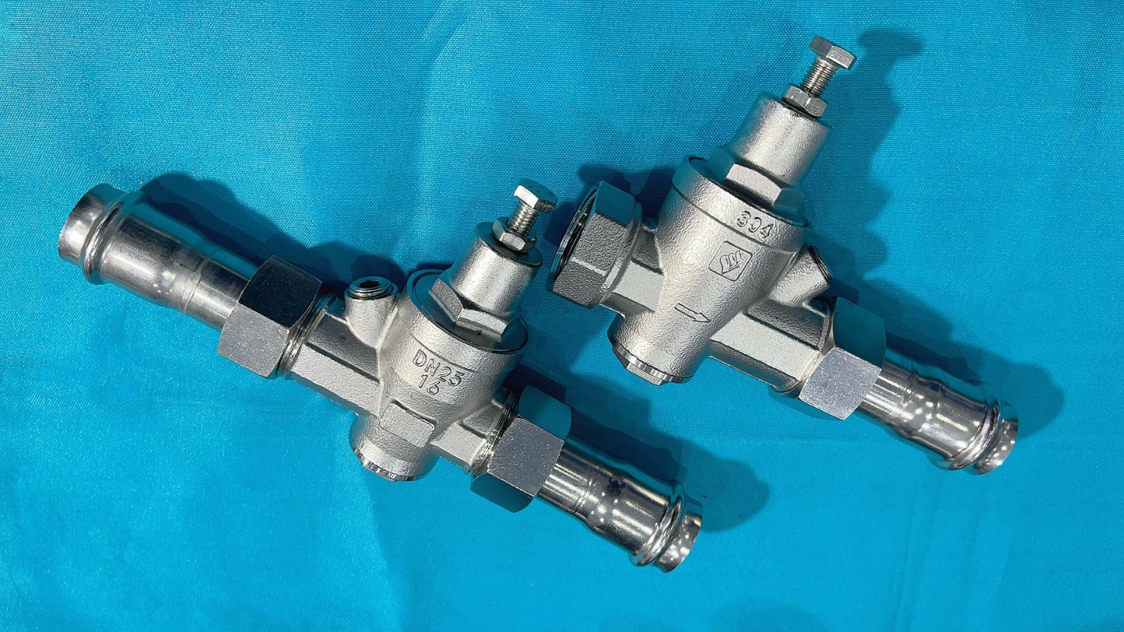 COTV全球直播-浙江利水科技股份有限公司专业生产不锈钢及铜制截止阀、球阀、PPR球阀、带锁闸阀、过滤器、减压阀、立式止回阀、分水器等流体设备及燃气系列、塑料管道系列产品，欢迎大家光临！