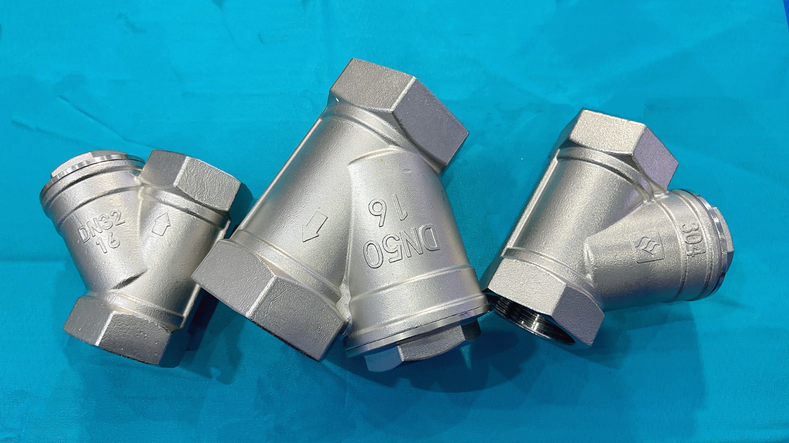 COTV全球直播-浙江利水科技股份有限公司专业生产不锈钢及铜制截止阀、球阀、PPR球阀、带锁闸阀、过滤器、减压阀、立式止回阀、分水器等流体设备及燃气系列、塑料管道系列产品，欢迎大家光临！